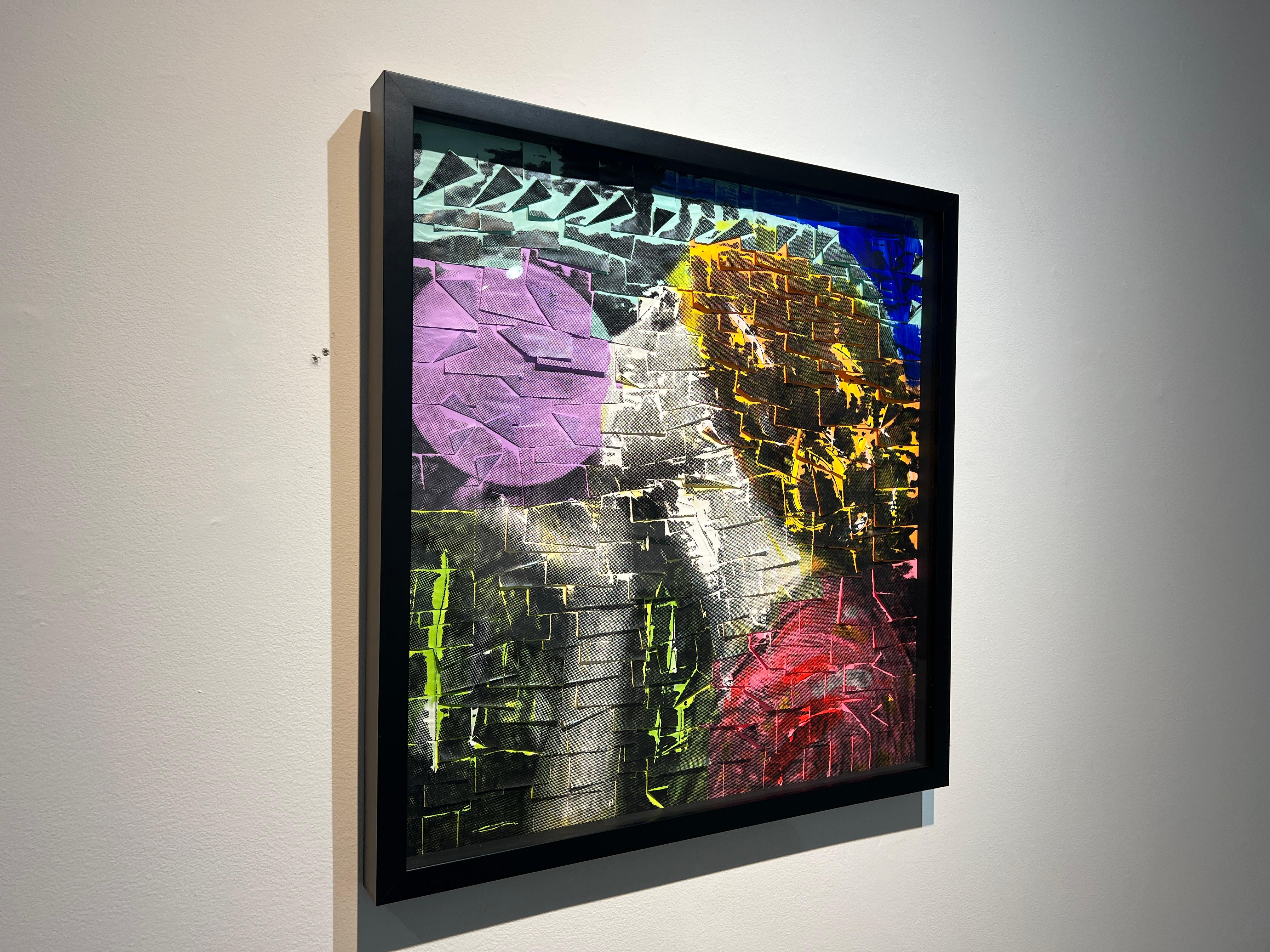 With the distinctive medium of post-it notes, Özmenoğlu re-contextualizes everyday objects from something ordinary to a beautiful work of art. The individualized behavior of each post-it note results in a unique mosaic-like effect with some pieces