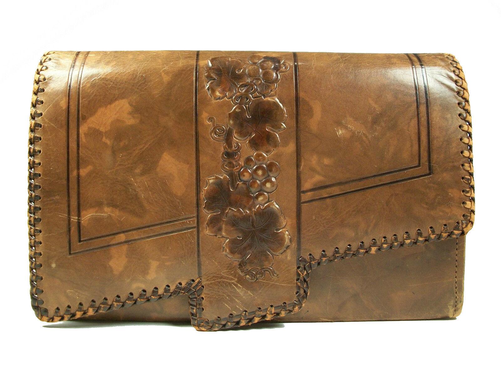 English ARDEN FOREST - Vintage Tooled Leather Clutch - Whip-stitched Edge - Circa 1930's For Sale