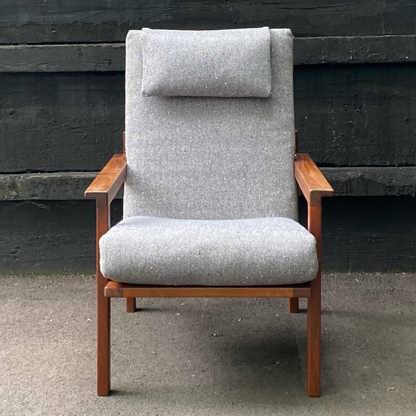 20th Century Arden Riddle Studio Craft solid walnut adjustable lounge chair, ca. 1960's