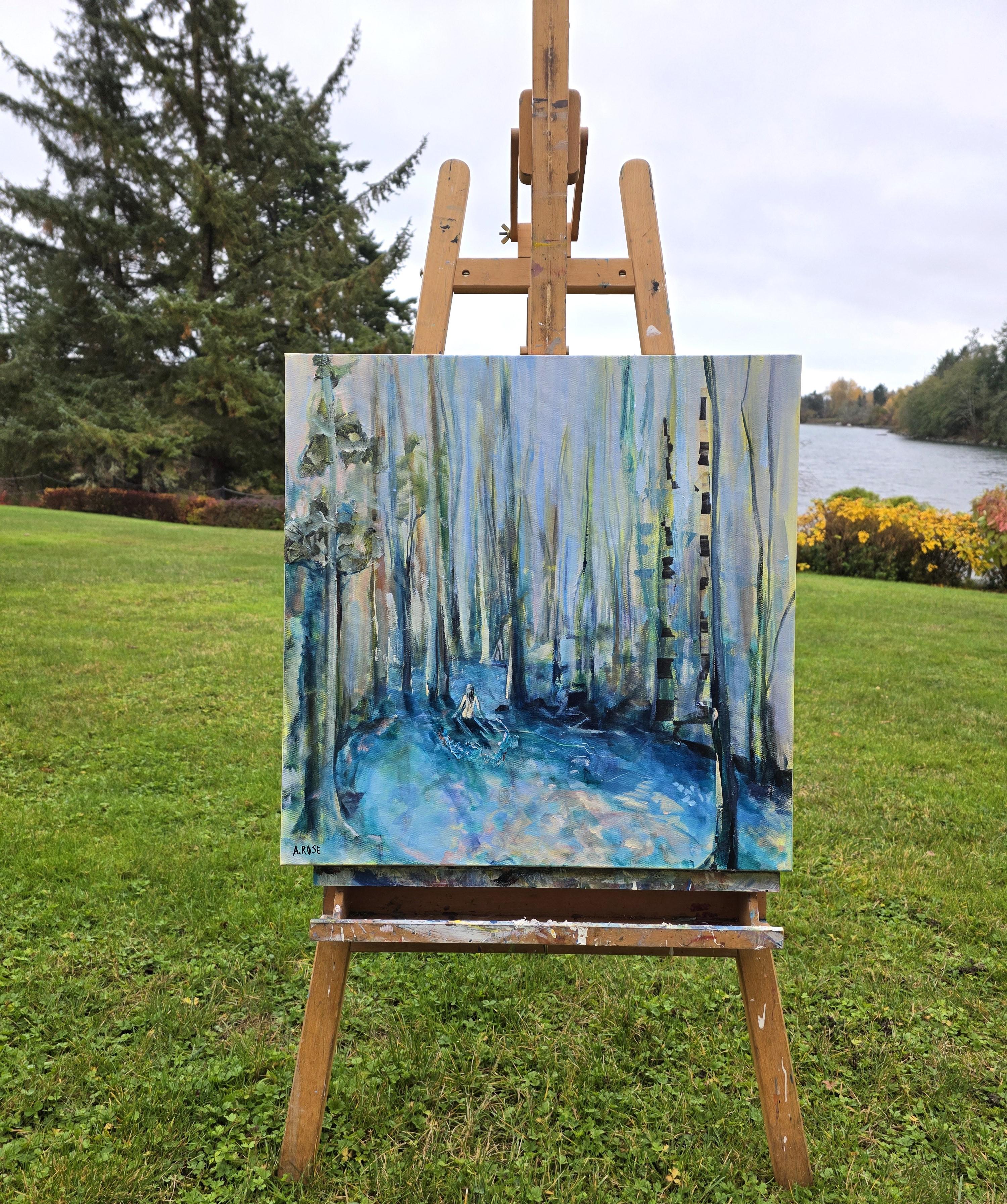 <p>Commentaires de l'artiste<br>L'artiste Arden Rose dépeint une scène de forêt tranquille avec un petit étang, entouré d'arbres et de lumière diffuse. Une minuscule figure nue est assise au bord de l'eau, là où la forêt rencontre la piscine bleue,