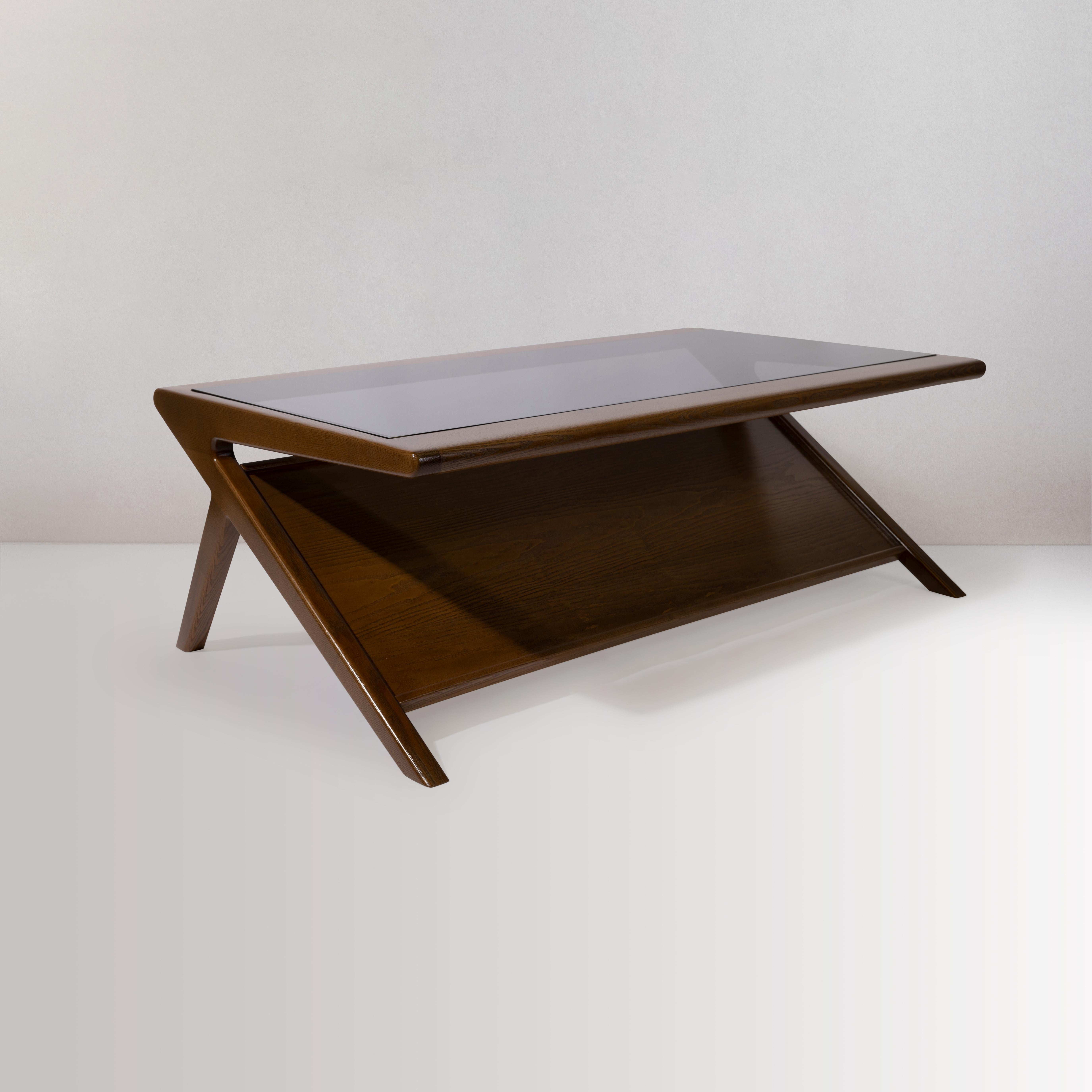 Mesa baja Arden de madera marrón con cristal Moderno de mediados de siglo en venta