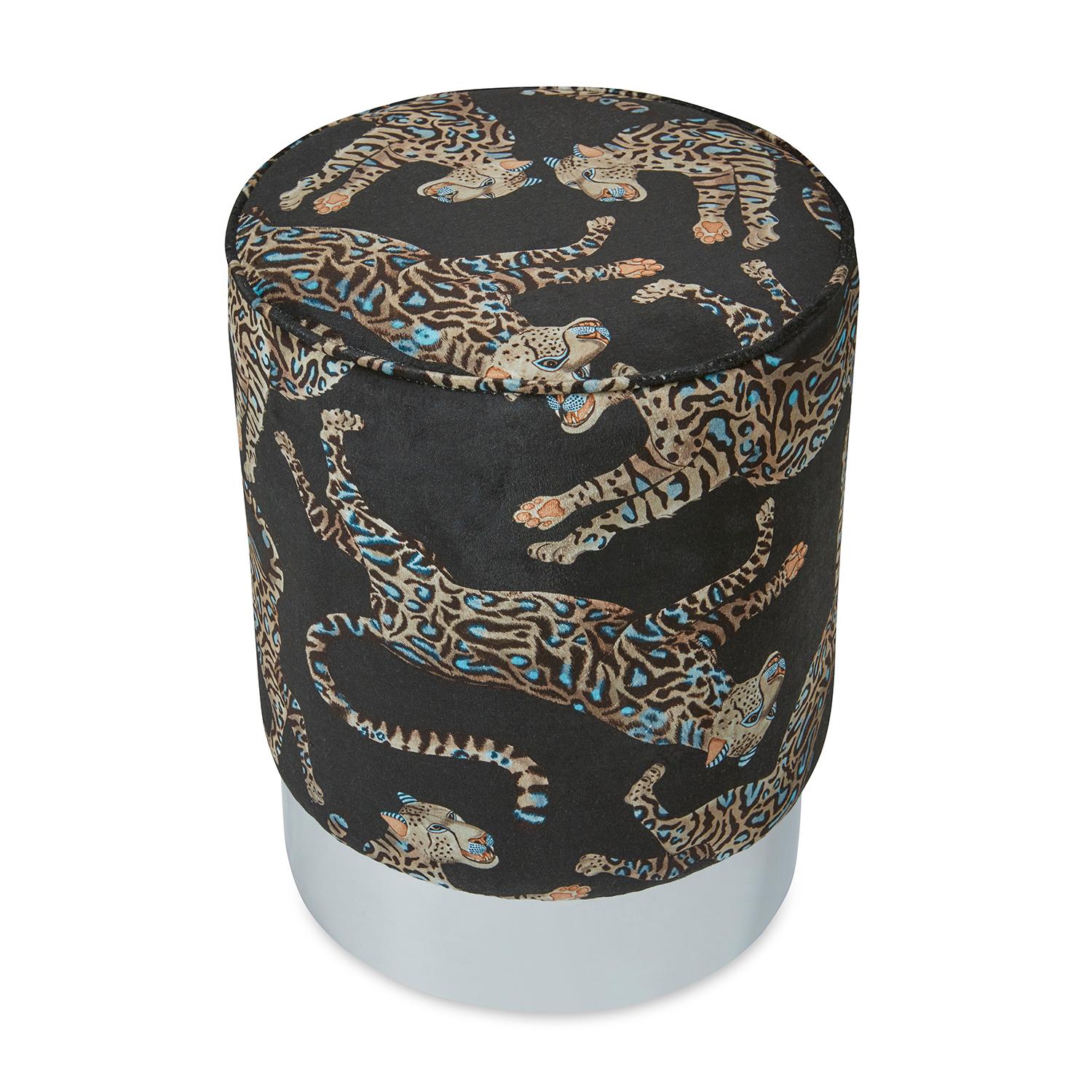 A luxurious Cheetah Kings Gold Velvet Fabric covered Pouff with a silver base.

Product Information
Dimensions: 15