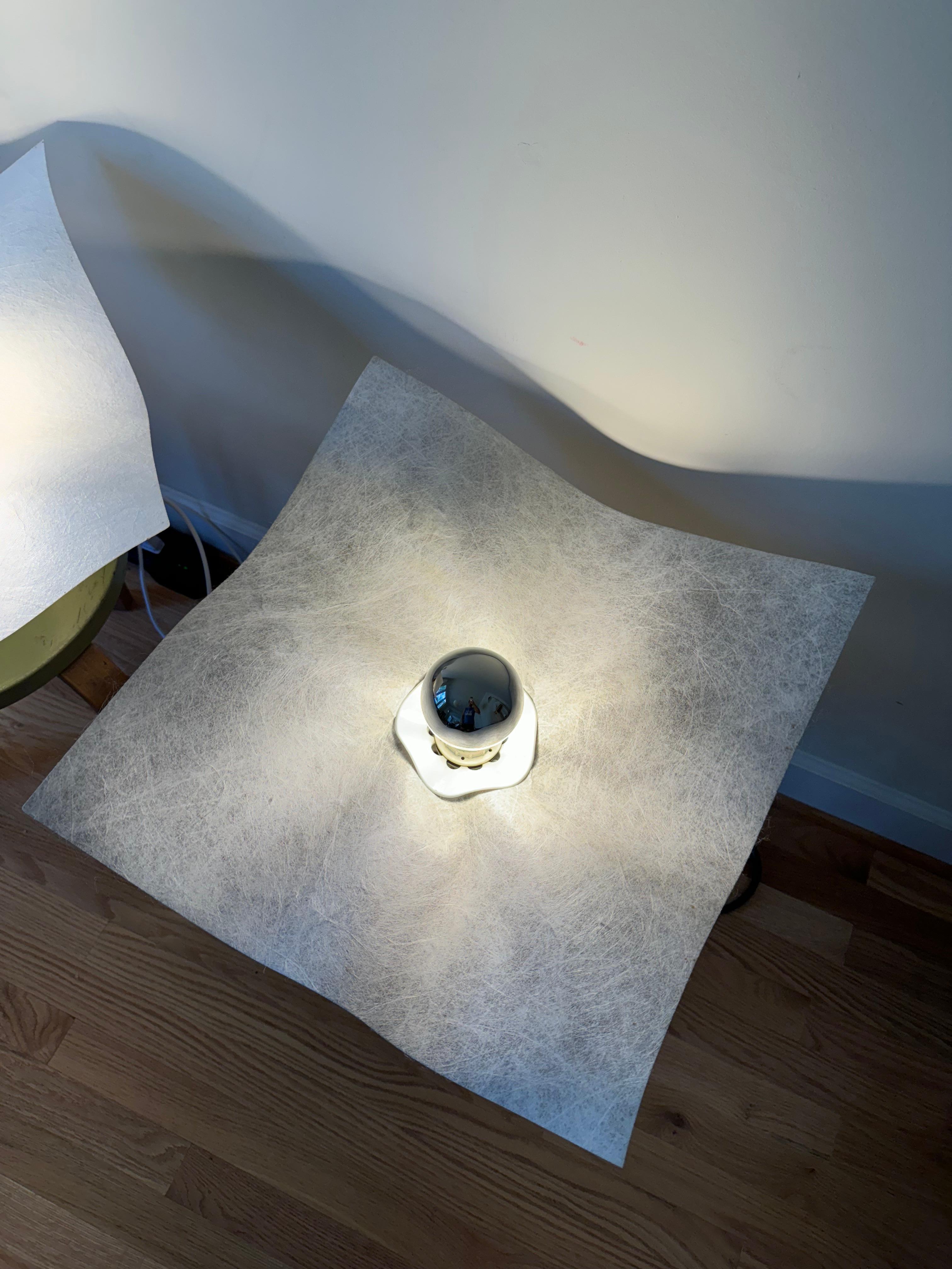 Area 50 (10) table lamp by Mario Bellini for Artemide In Good Condition In Centreville, VA