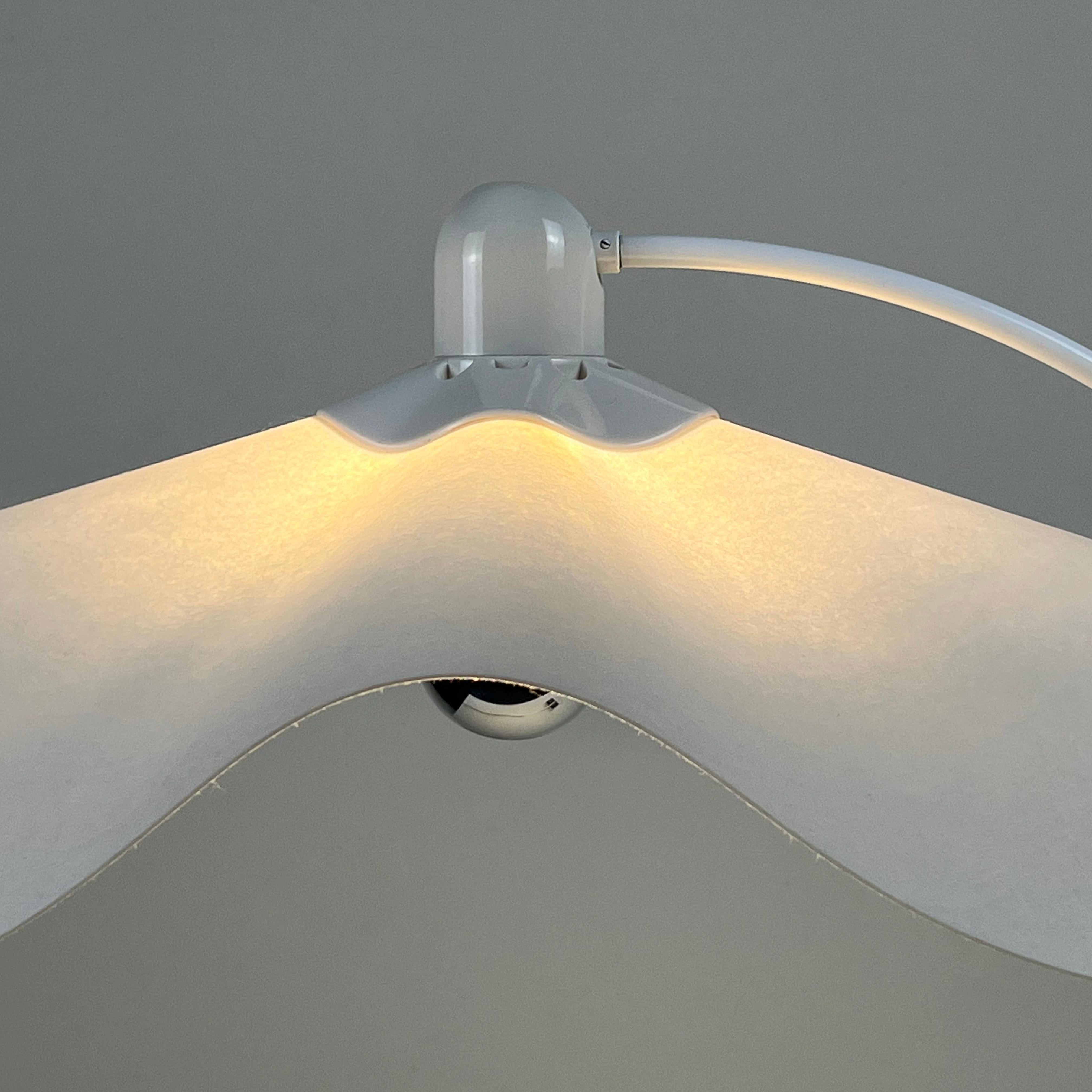 Lampe de table Area 50 Curva, designée par Mario Bellini pour Artemide, Italie, années 1970 en vente 4