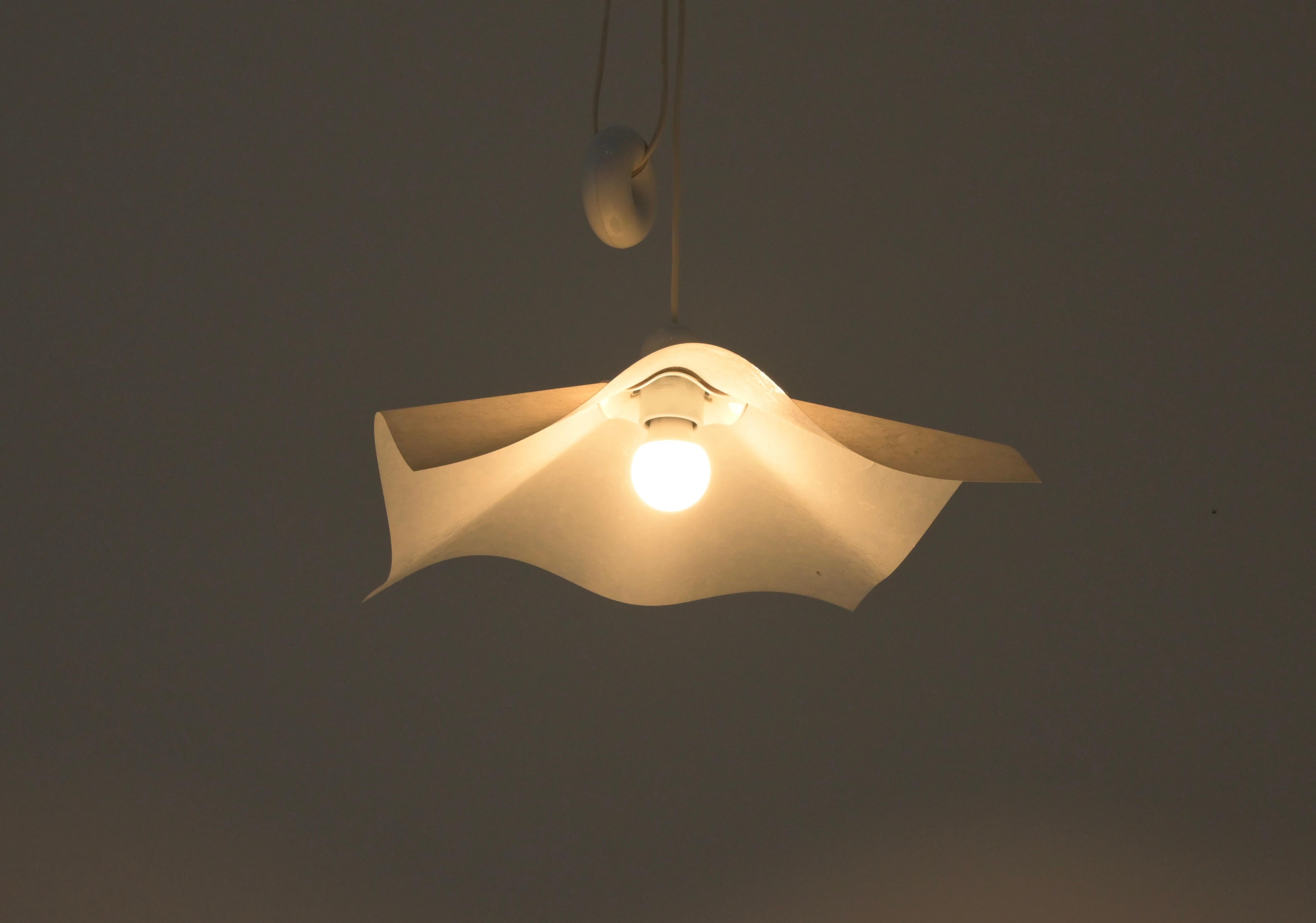 Mid-Century moderno Lampada a sospensione Area 50 di Mario Bellini per Artemide, anni '70 in vendita