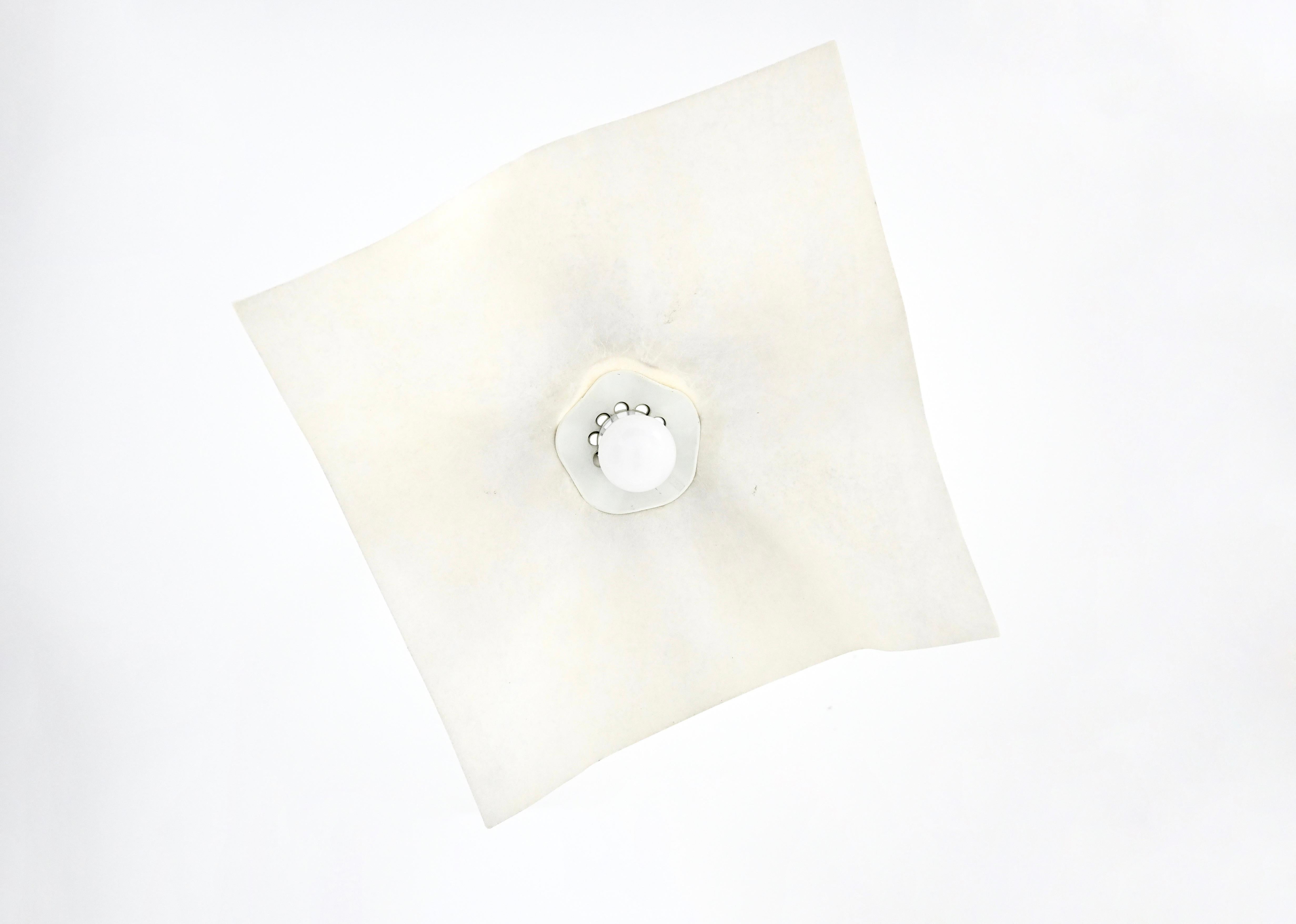 Area 50 Hanging Lamp by Mario Bellini for Artemide, 1970s (Ende des 20. Jahrhunderts) im Angebot