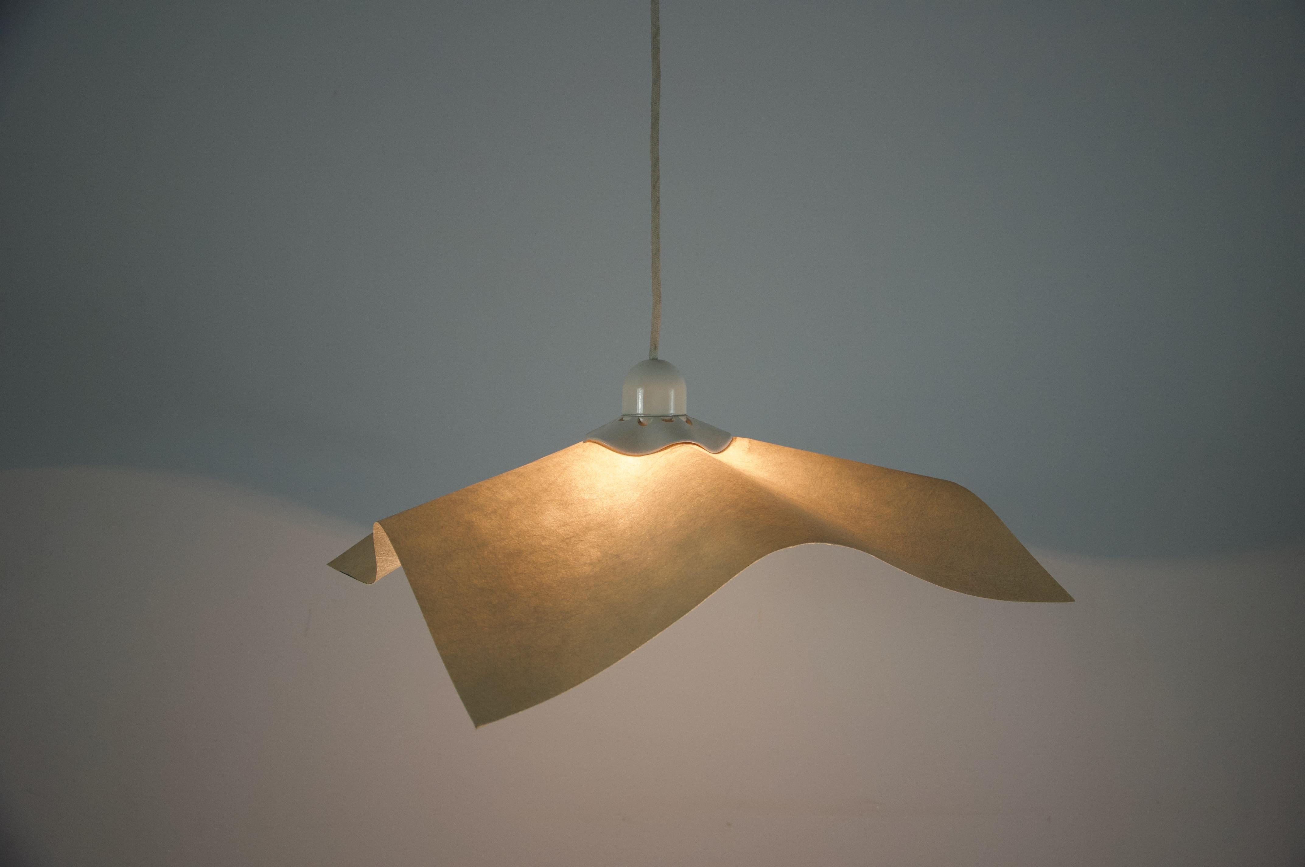 Italiano Lampada a sospensione Area 50 di Mario Bellini per Artemide, Italia, 1974 in vendita