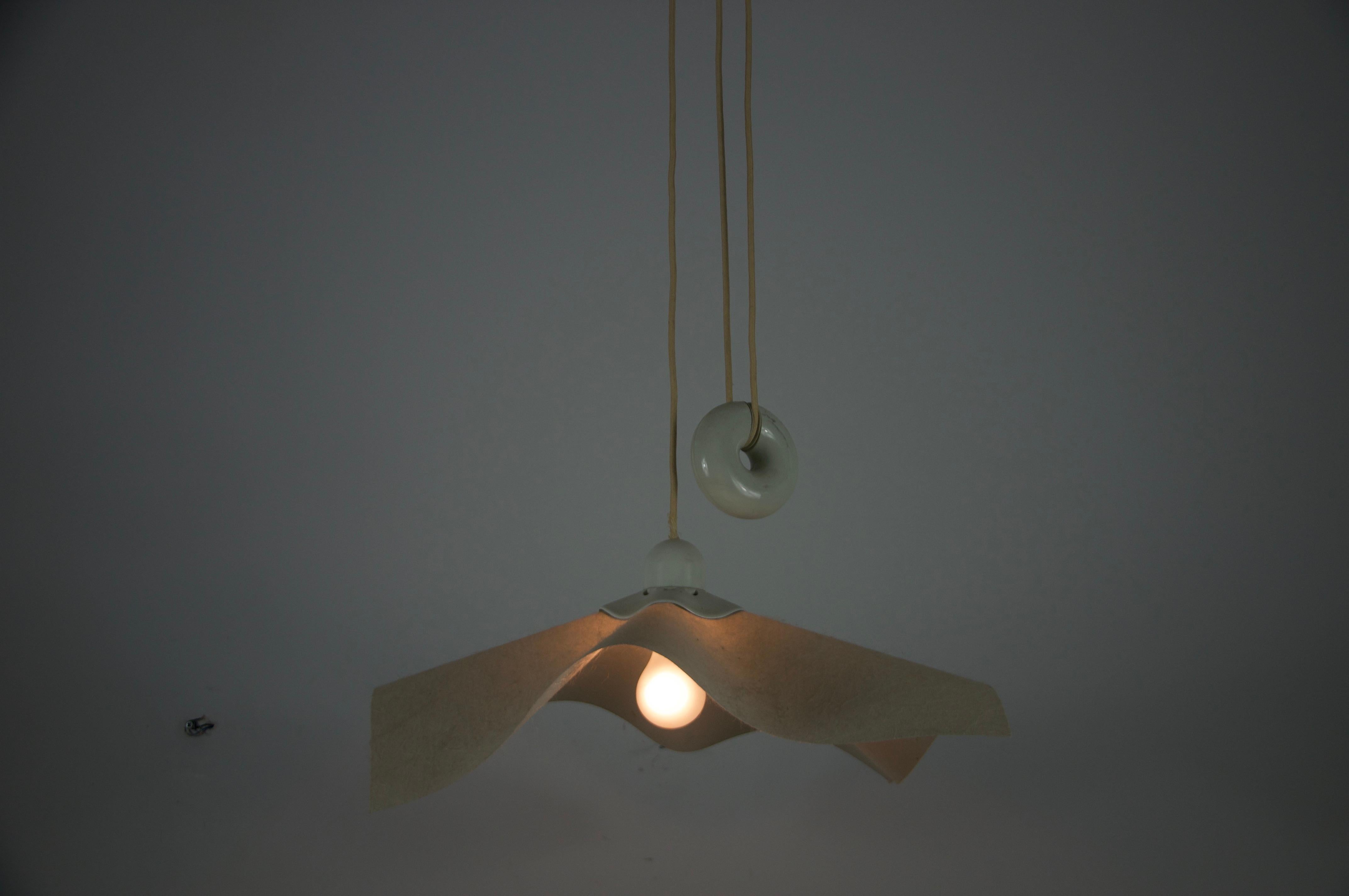 Lampada a sospensione Area 50 di Mario Bellini per Artemide, Italia, 1974 in vendita 2