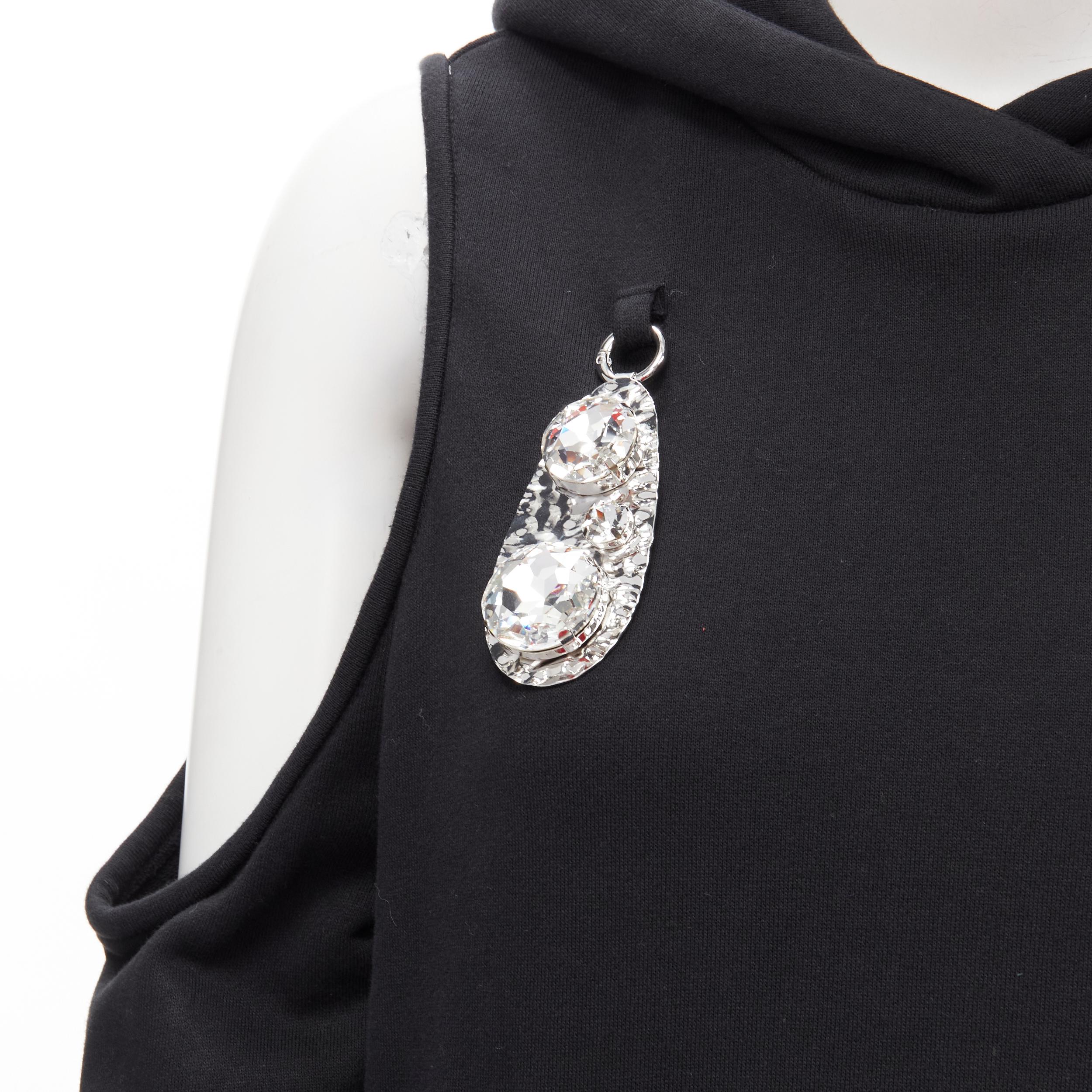 AREA crystal hammered pendant black cold shoulder hoodie XS
Reference: AAWC/A00416
Brand: Area
Material: Cotton
Color: Black, Silver
Pattern: Solid
Closure: Pullover
Extra Details: Pendants are removable for wash.
Made in: United