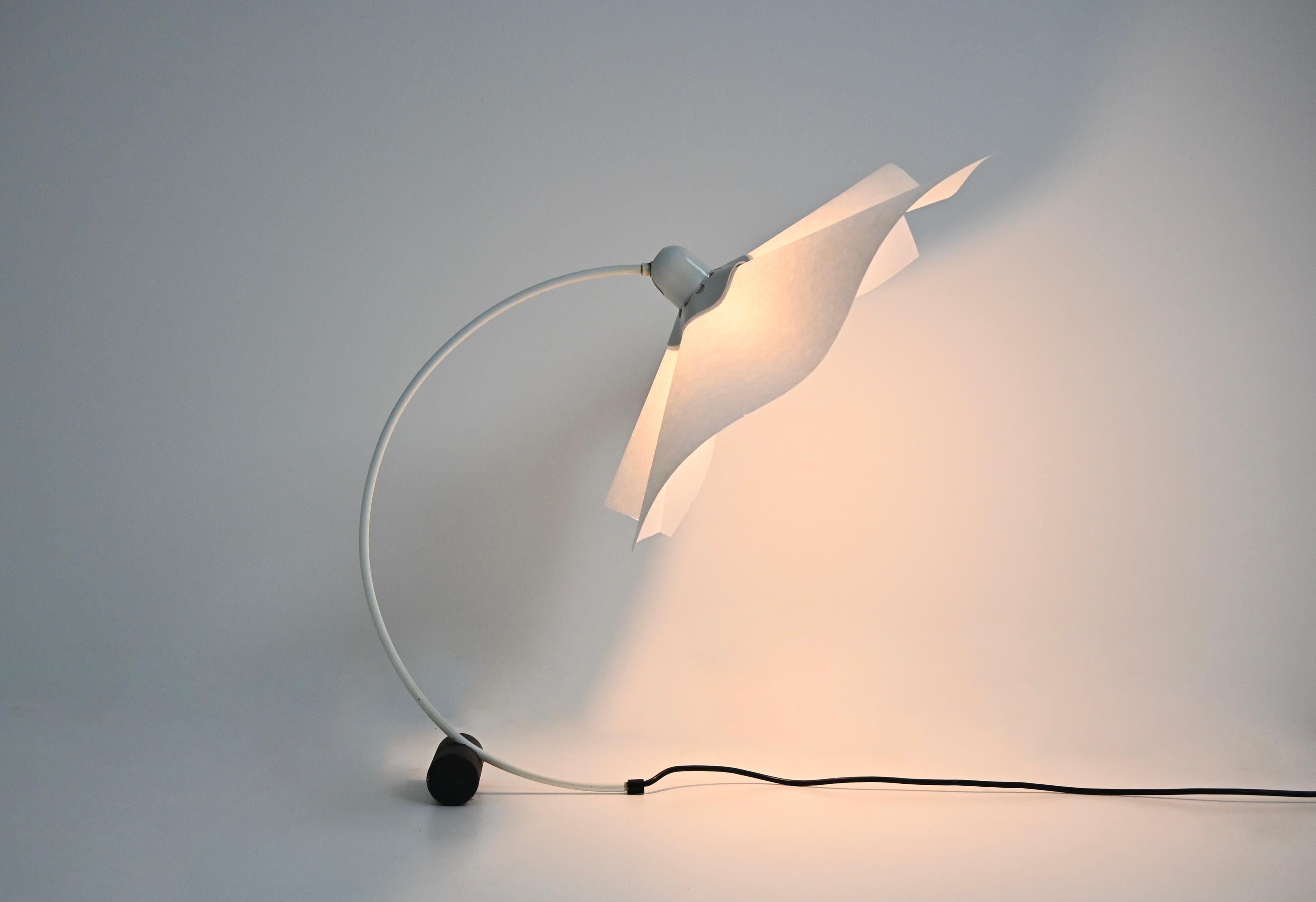 Area Curvea-Tischlampe von Mario Bellini für Artemide, 1970er Jahre (Moderne der Mitte des Jahrhunderts) im Angebot