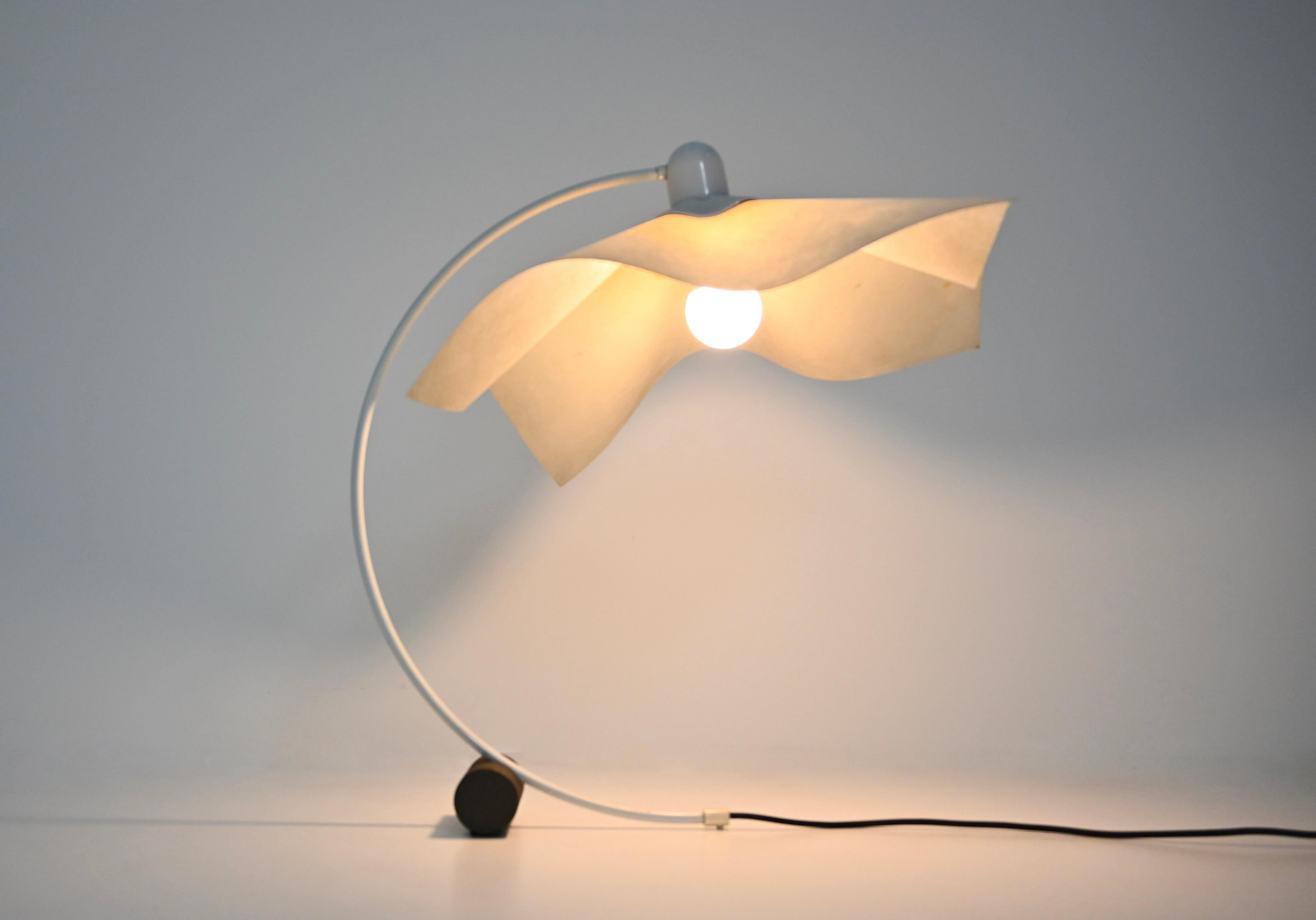 Area Curvea Table Lamp by Mario Bellini for Artemide, 1970s In Good Condition In bruxelles, BE