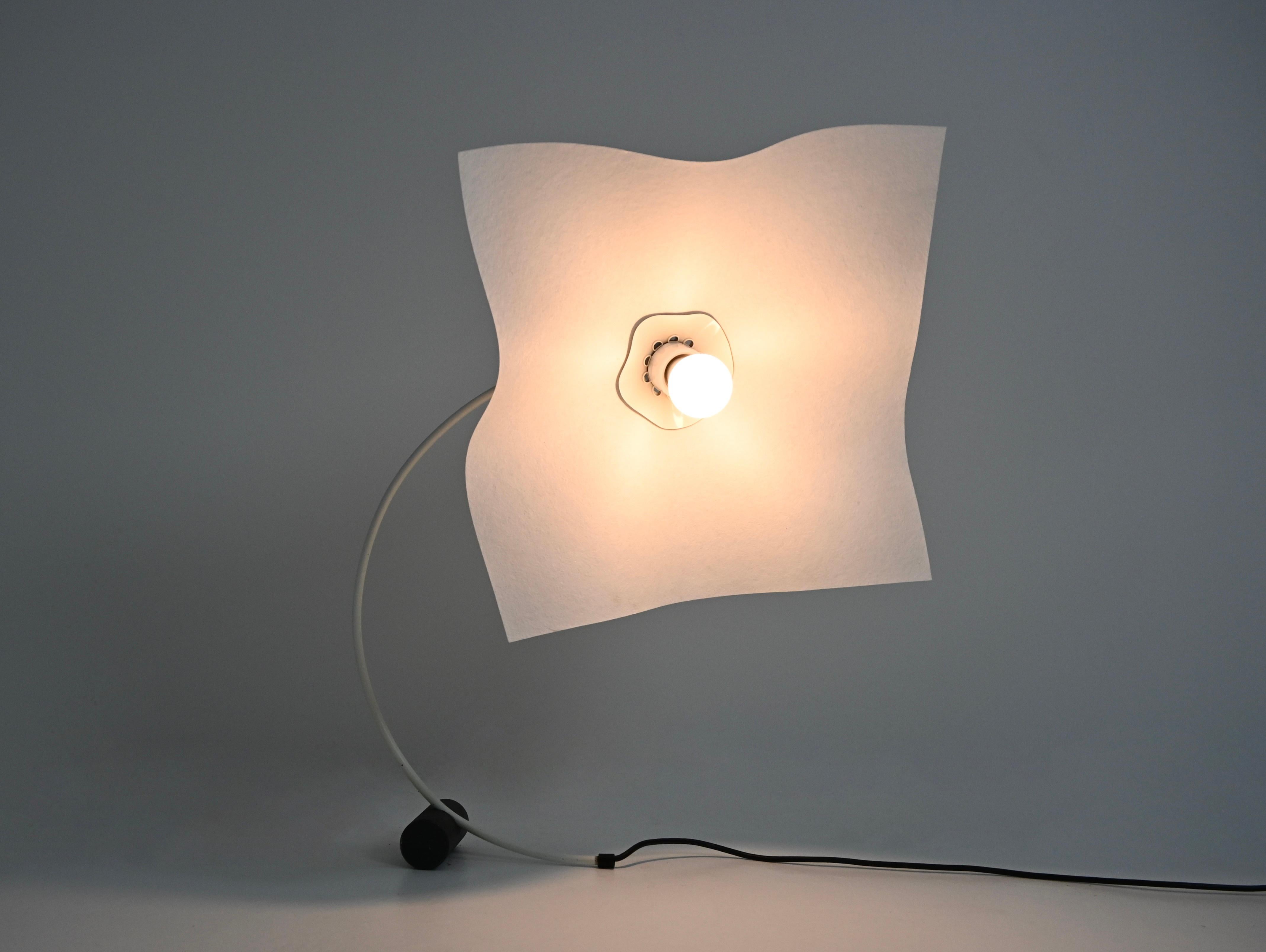 Area Curvea-Tischlampe von Mario Bellini für Artemide, 1970er Jahre im Angebot 2