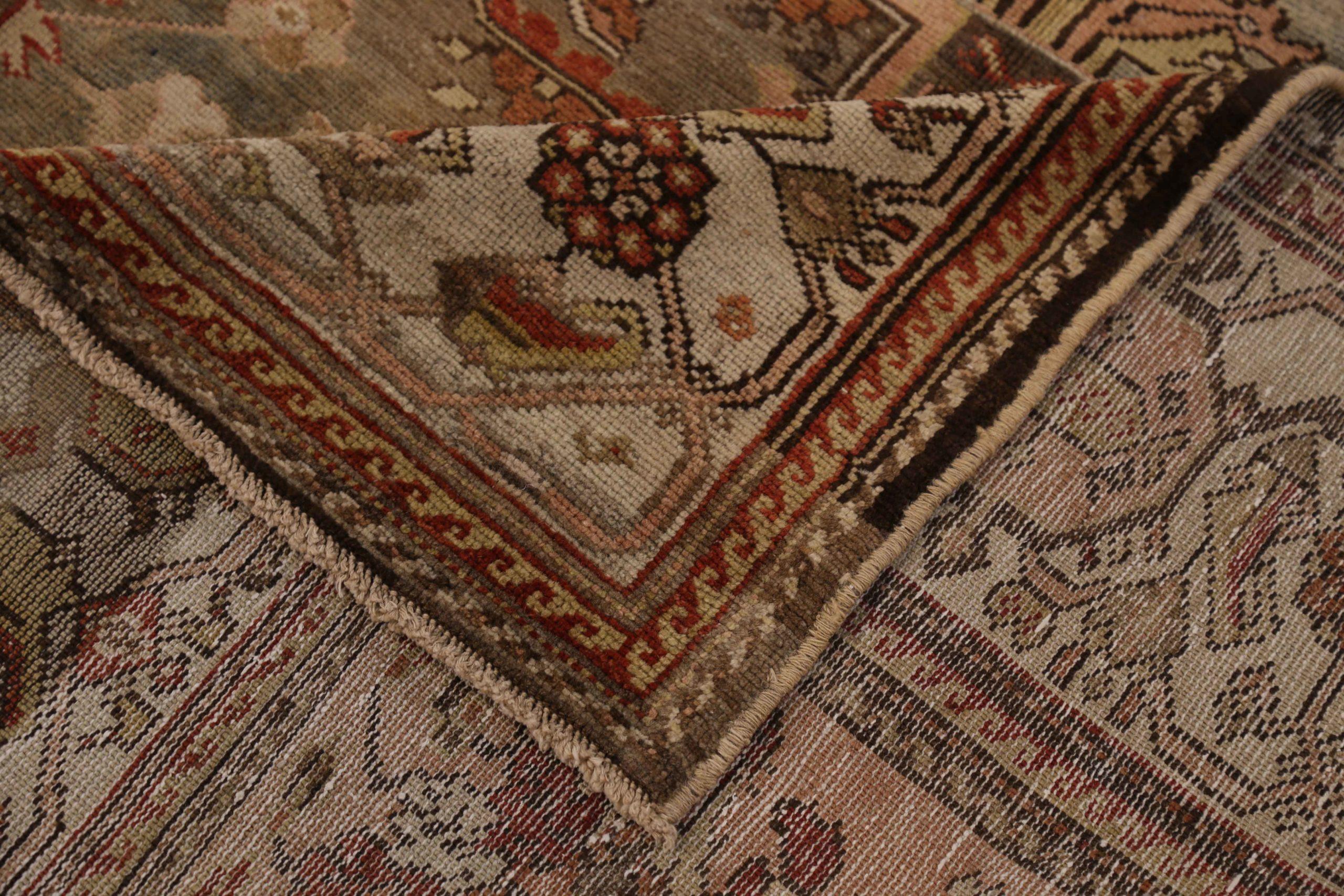 20th Century Area Rugs - 16310 For Sale