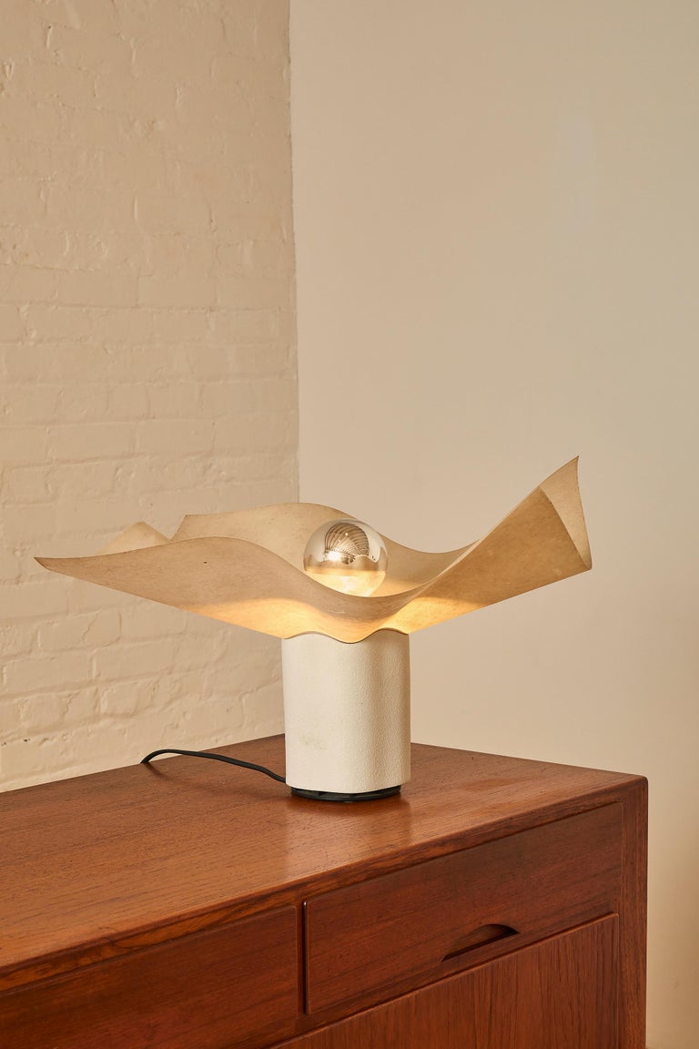 Area table lamp by Mario Bellini for Artemide.

