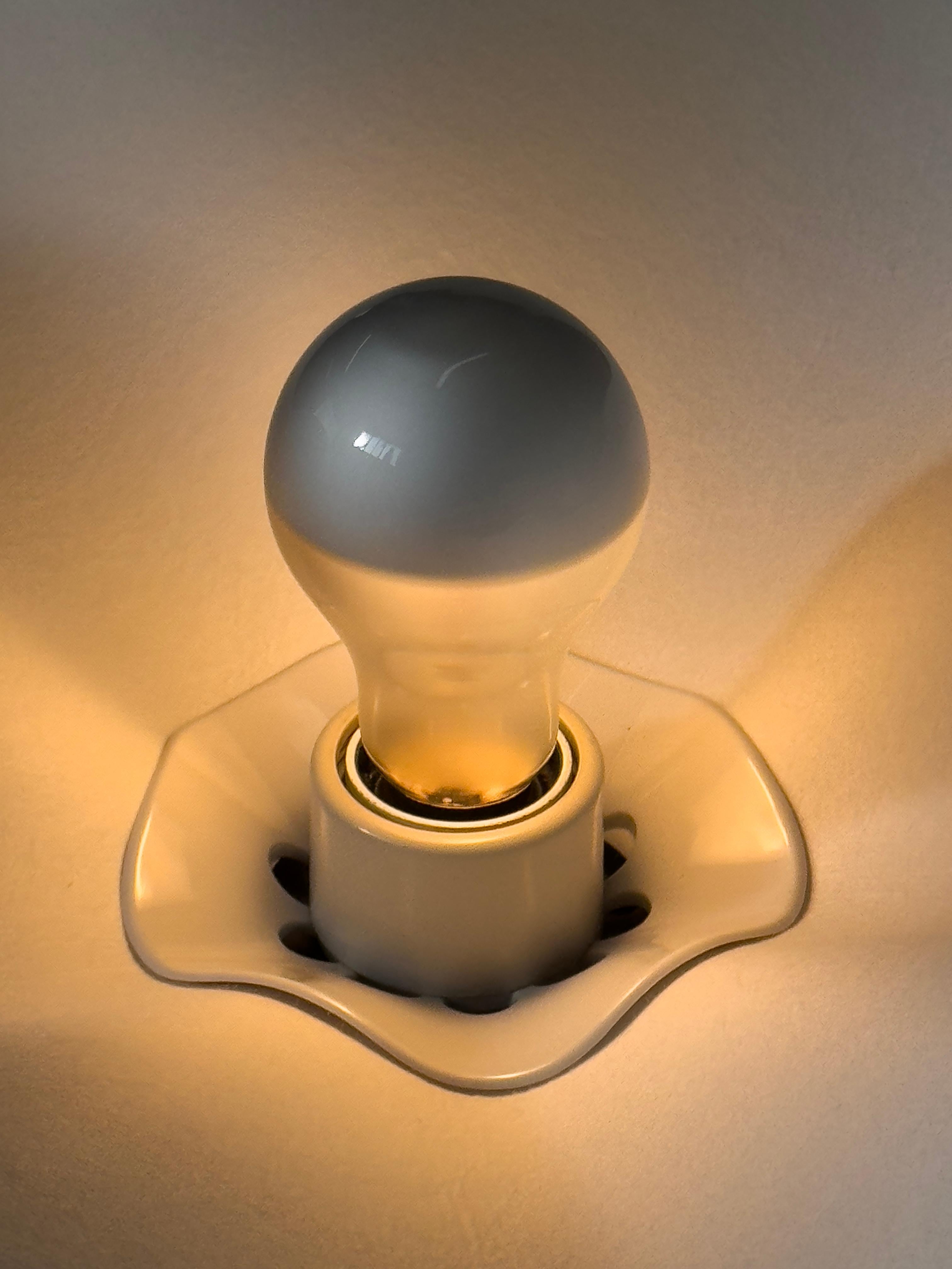 Area Table Lamp (the highest and rarest) by Mario Bellini Artemide, Italy 1970s For Sale 3