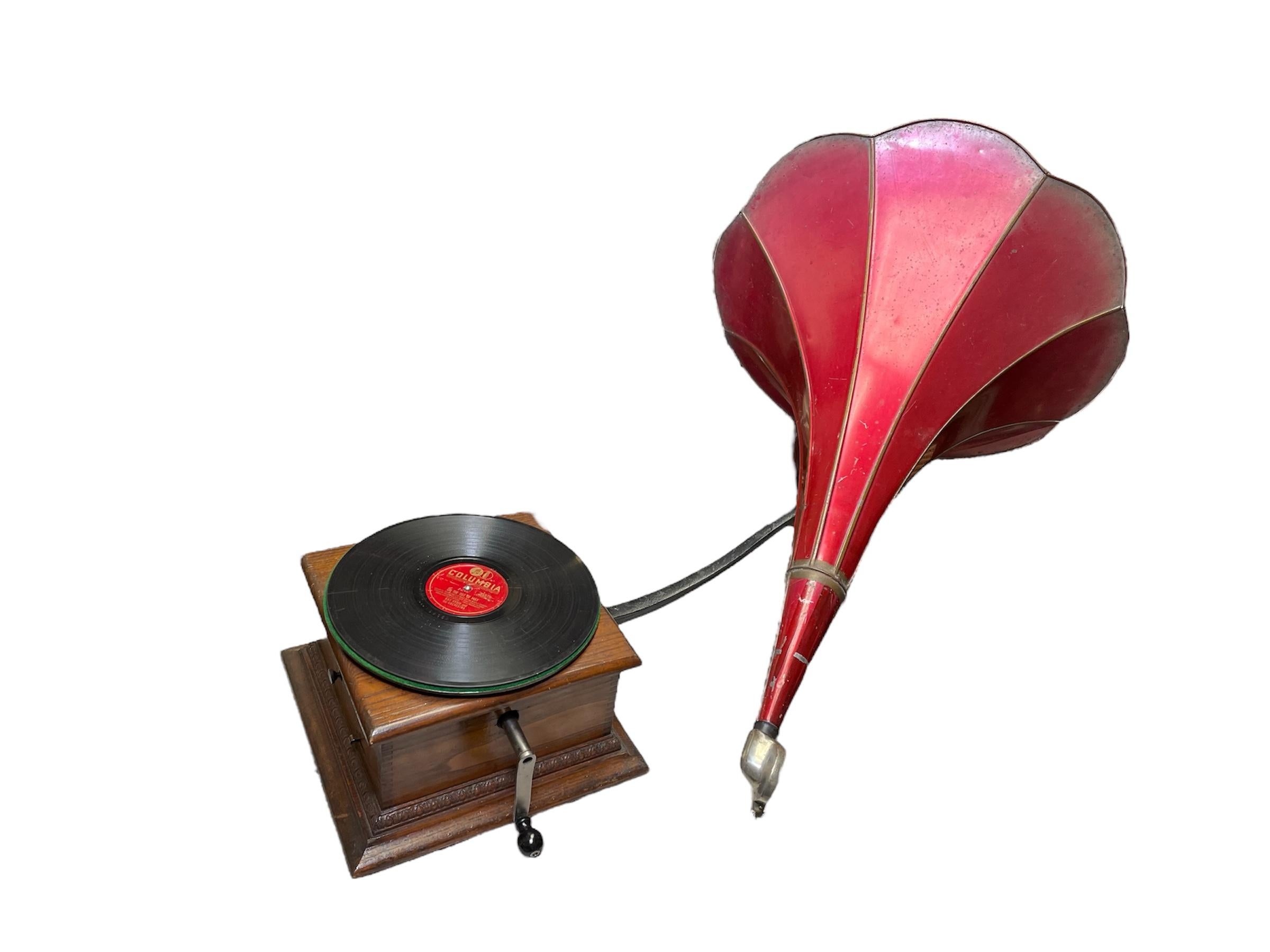 Travail du bois Phonographe à disque Aretino en vente