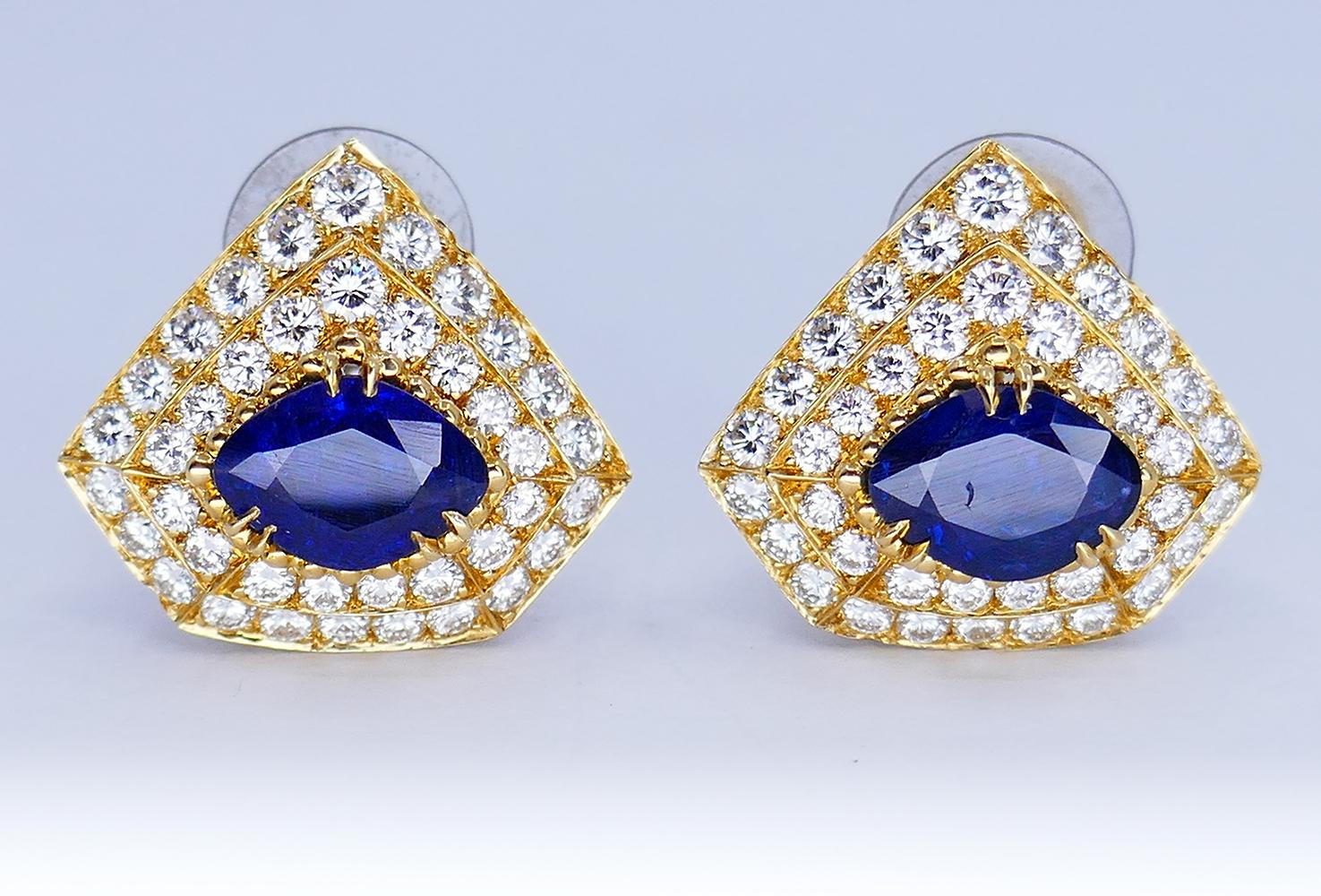 Areza Boucles d'oreilles vintage françaises en or 18 carats, saphirs et diamants, bijou de succession en vente 6