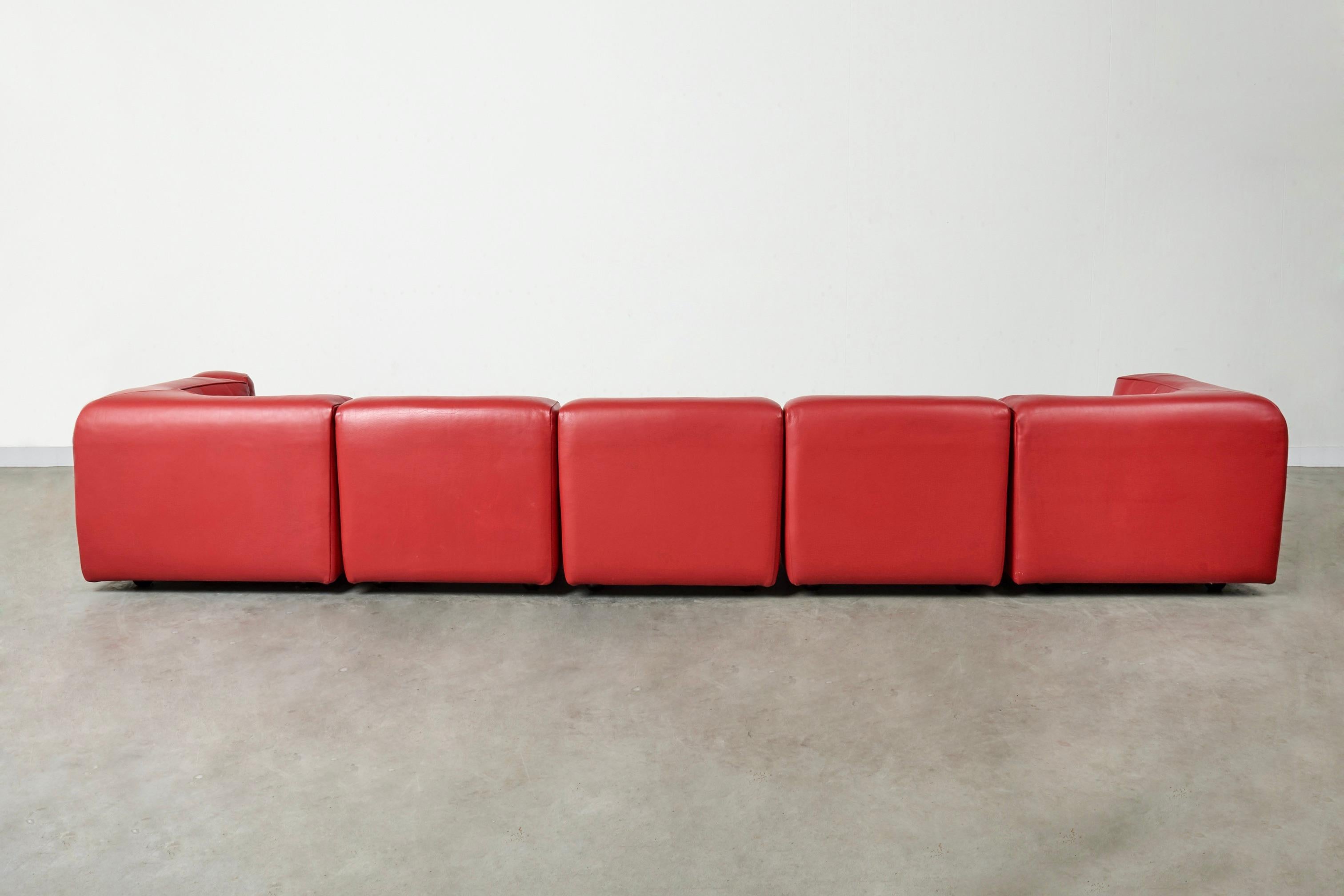 Arflex 9000 sofa by Tito Agnoli, late 1960s For Sale 5