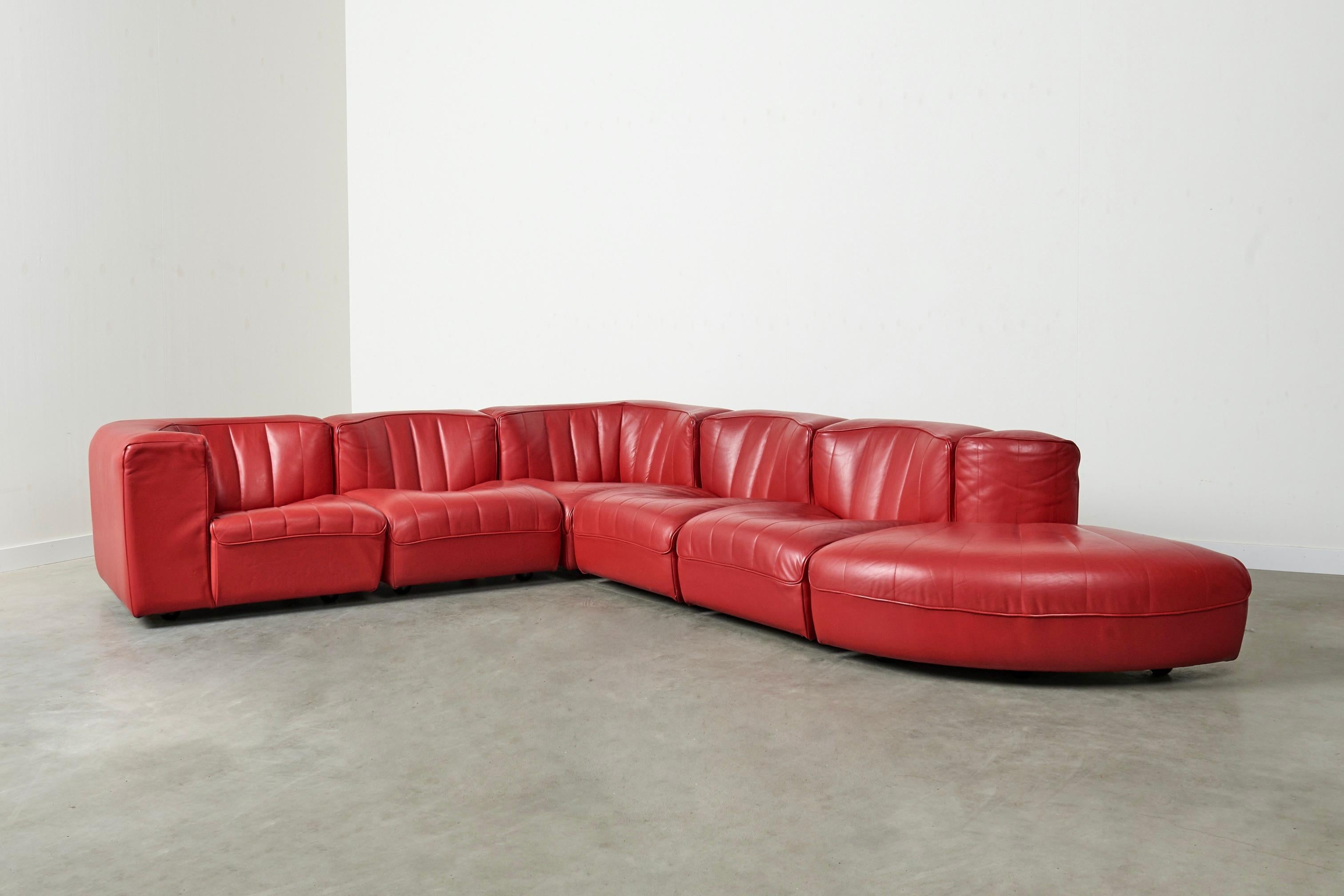Mid-20th Century Arflex 9000 sofa by Tito Agnoli, late 1960s For Sale