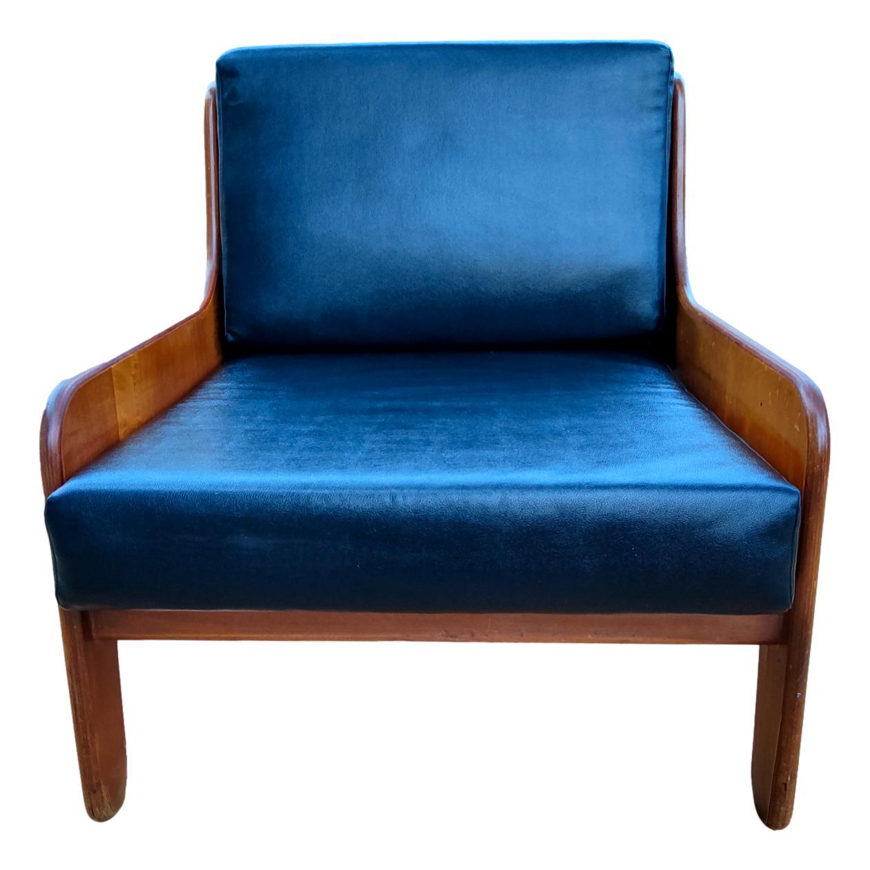 sillón muy raro modelo 