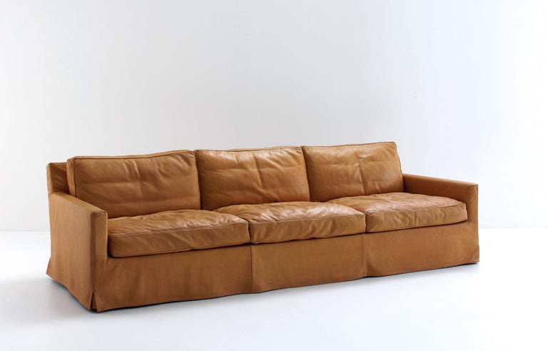 Modern Arflex Cousy Three-Seater Sofa in Brown Leather by Vincent Van Duysen For Sale