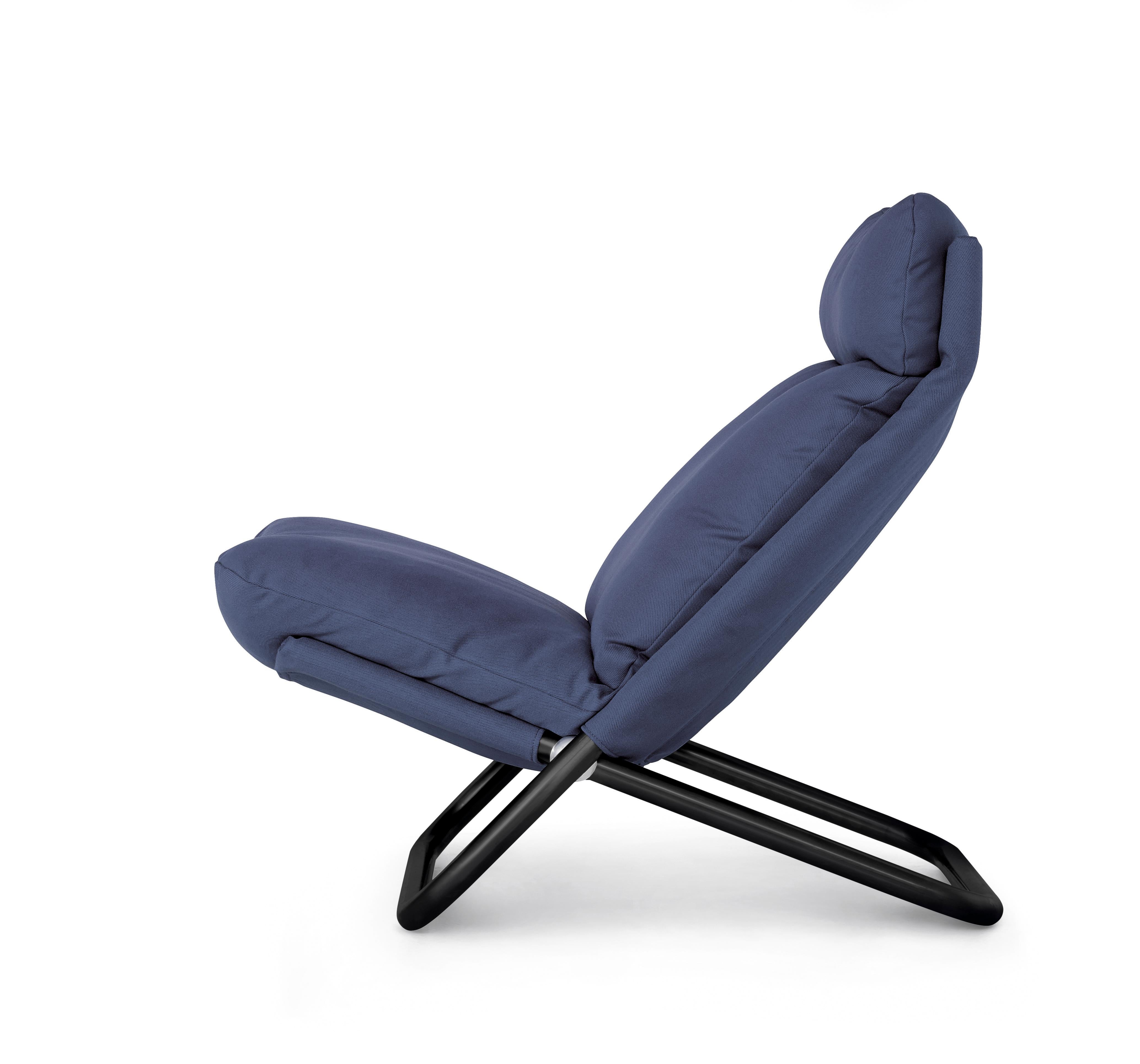 Modern Arflex Cross High Backrest Armchair in Blue Steelcut Fabric by Marcello Cuneo For Sale