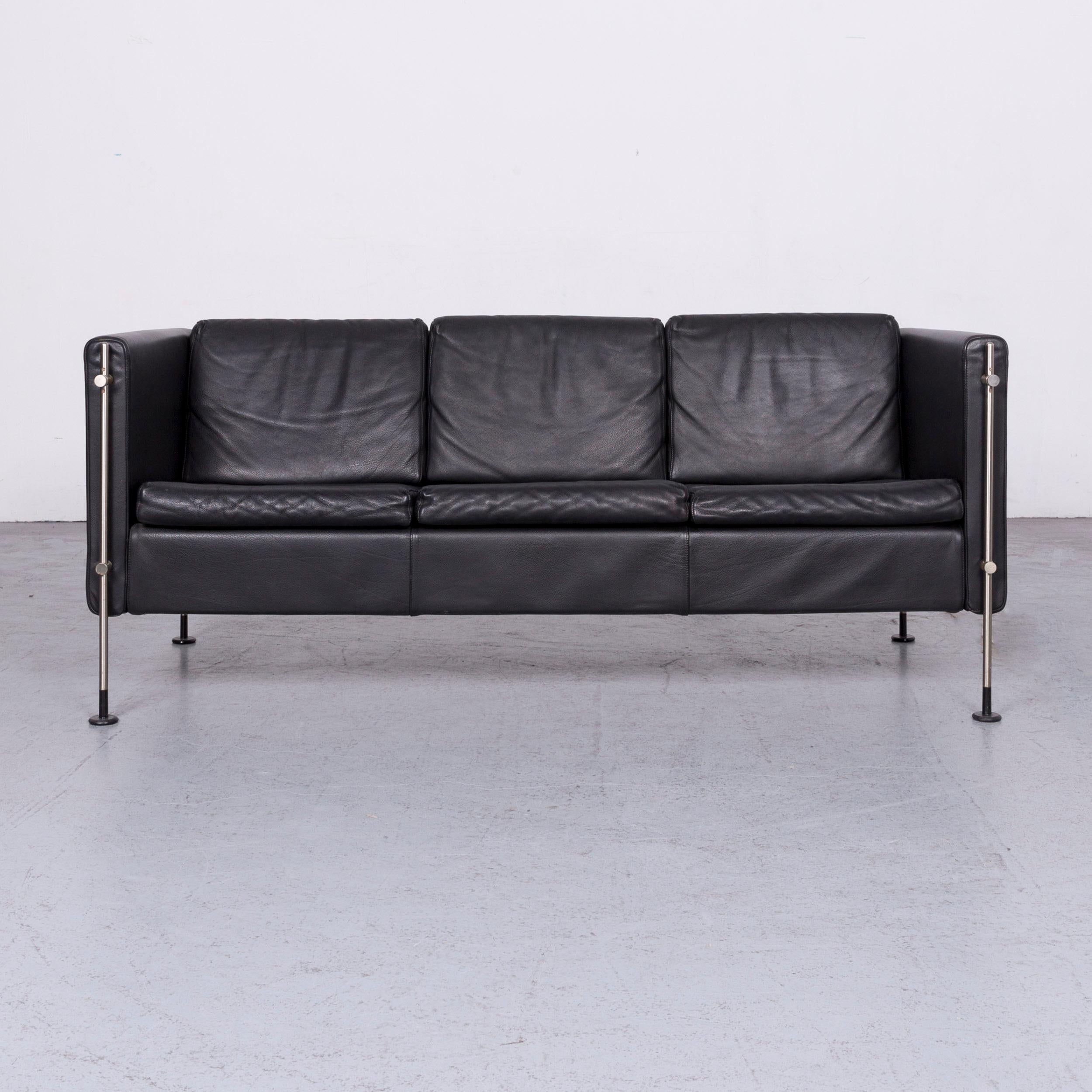 We bring to you a Arflex Felix leather sofa black three-seat chair.

































 