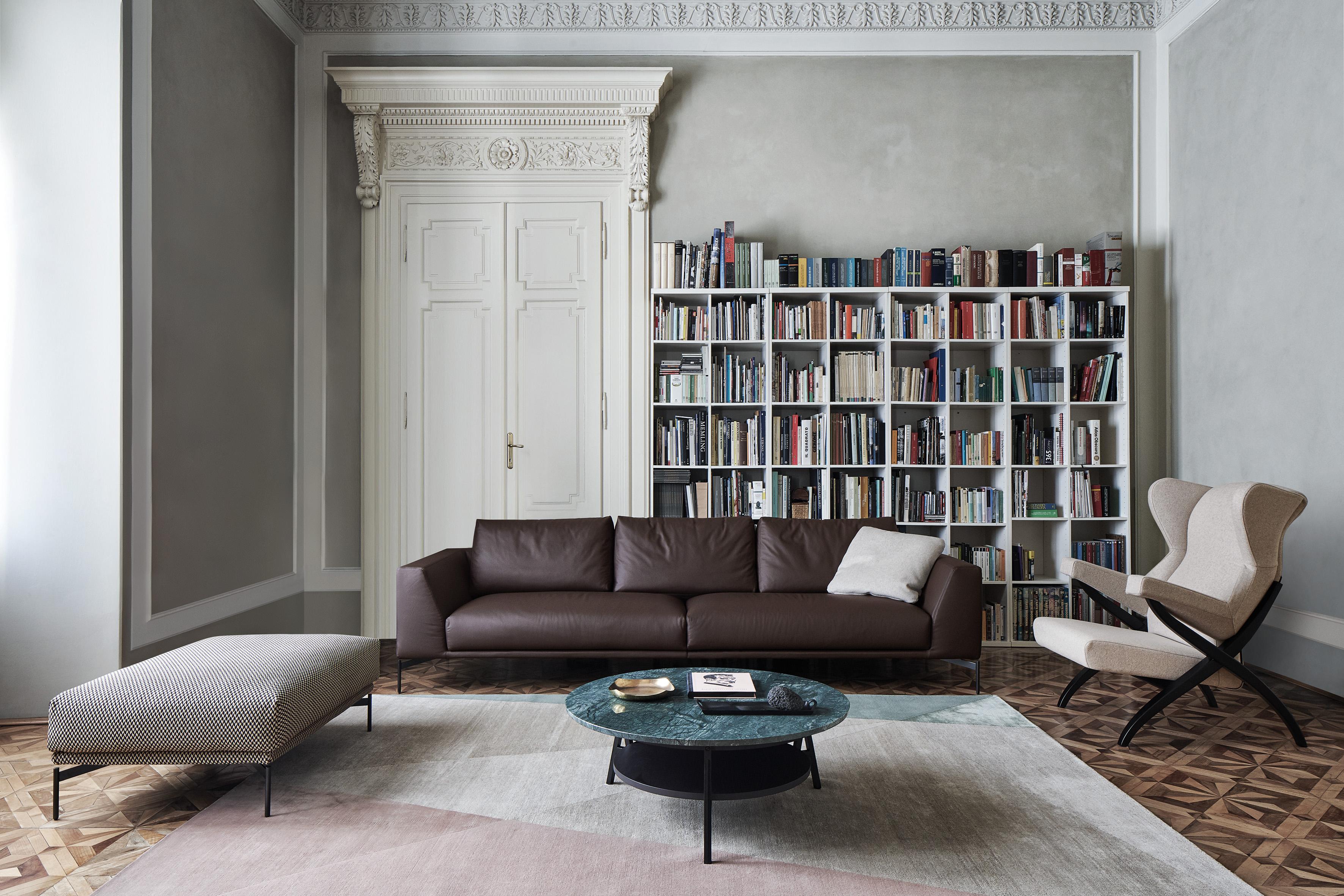 Sillón Arflex Fiorenza en tejido rojo acerado y estructura negra by Franco Albini en venta 1