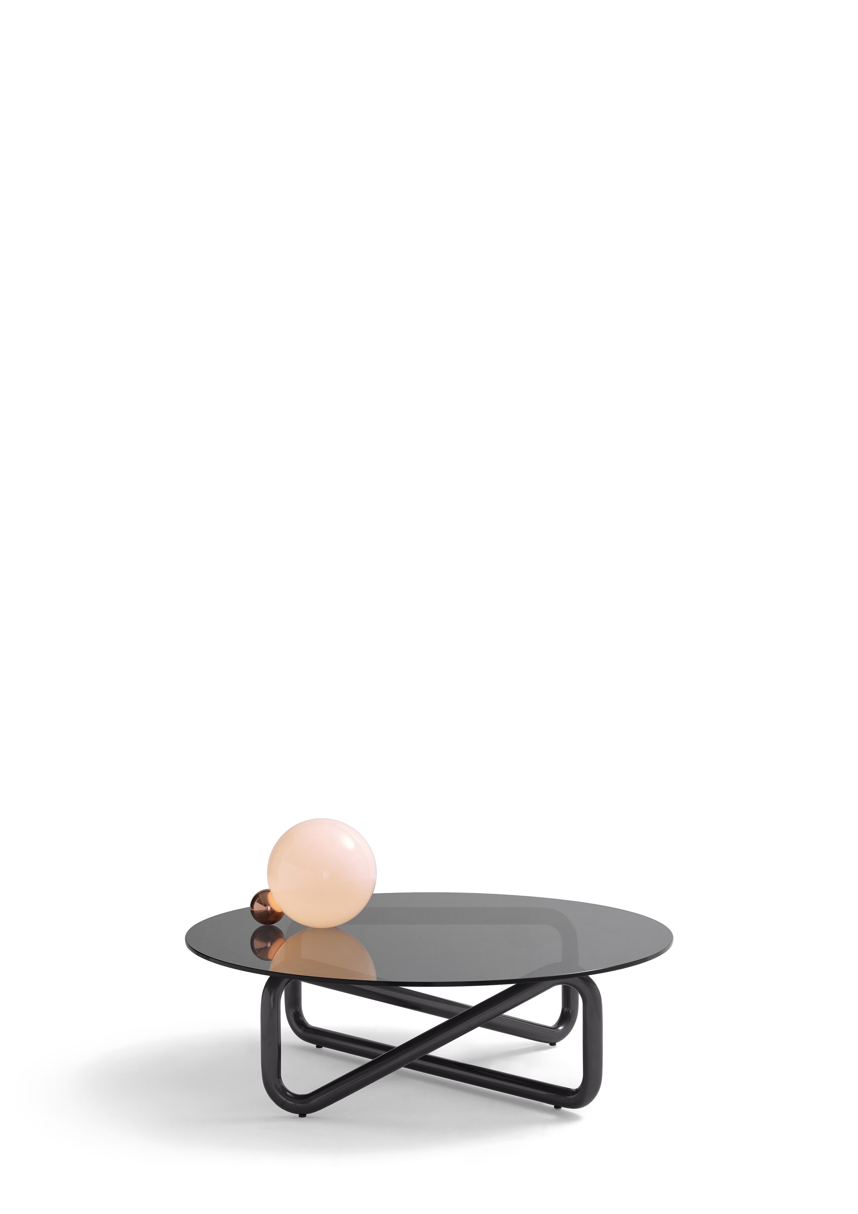 Arflex Infinity 105x105 Small Table in Fume Glass by Claesson Koivisto Rune In New Condition For Sale In Brooklyn, NY