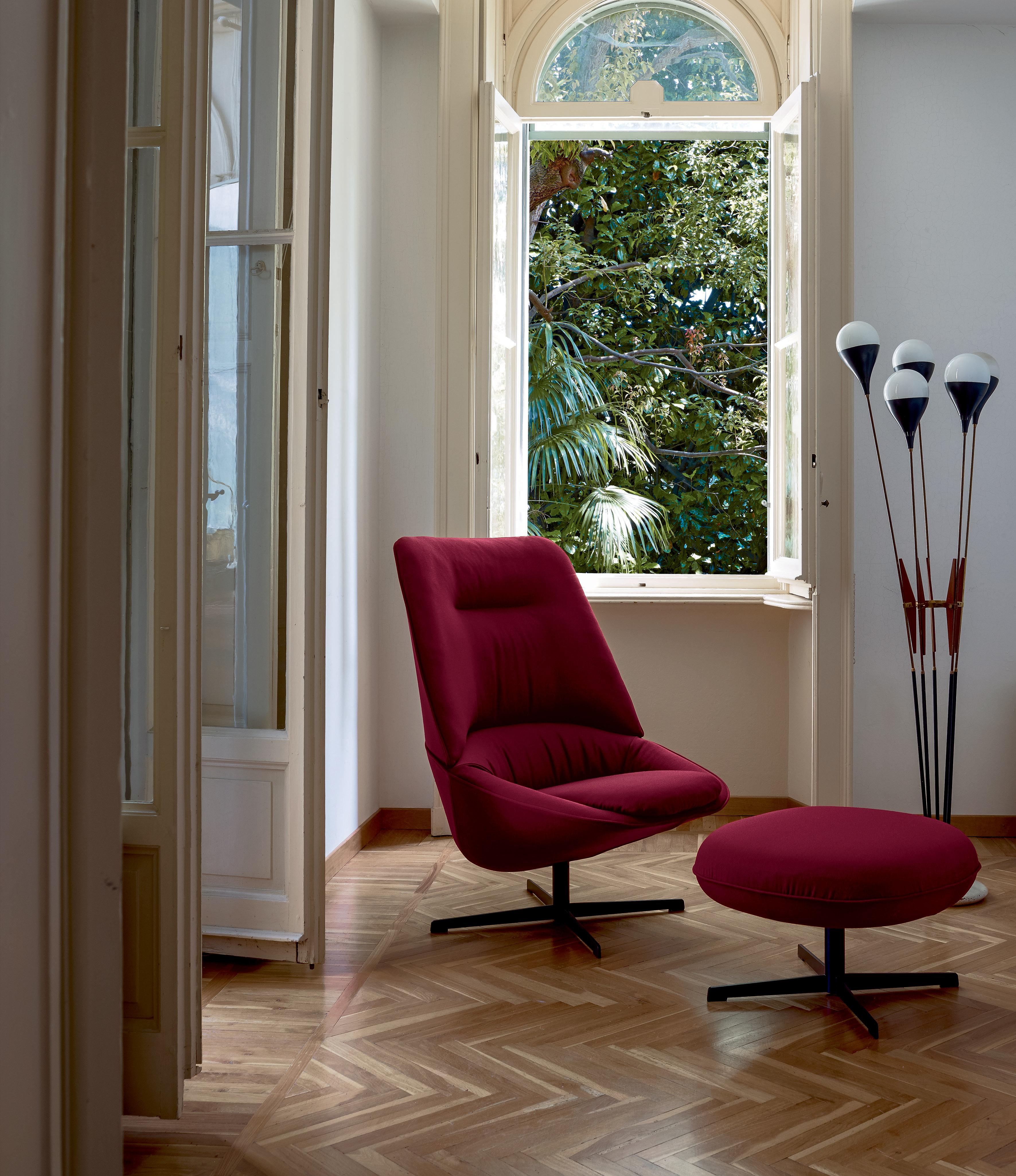 Italian Arflex Ladle Swivel Armchair with Medium Backrest in Fabric by Luca Nichetto For Sale