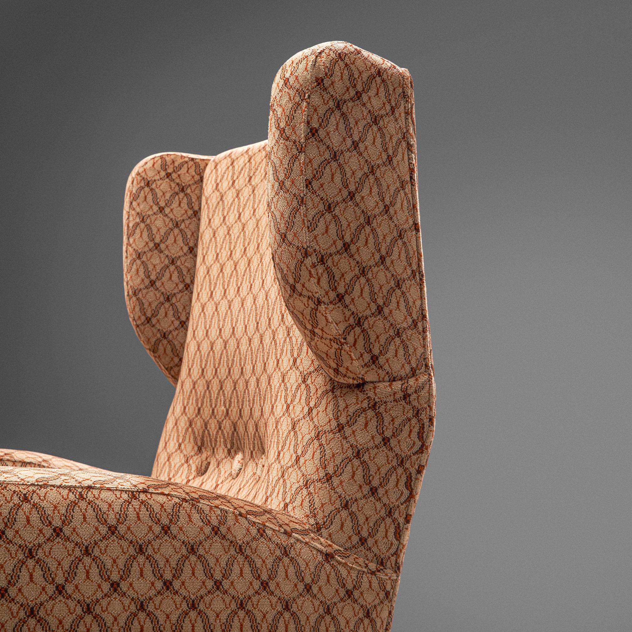 Italian Arflex Lounge Chair in Patterned Fabric Upholstery For Sale