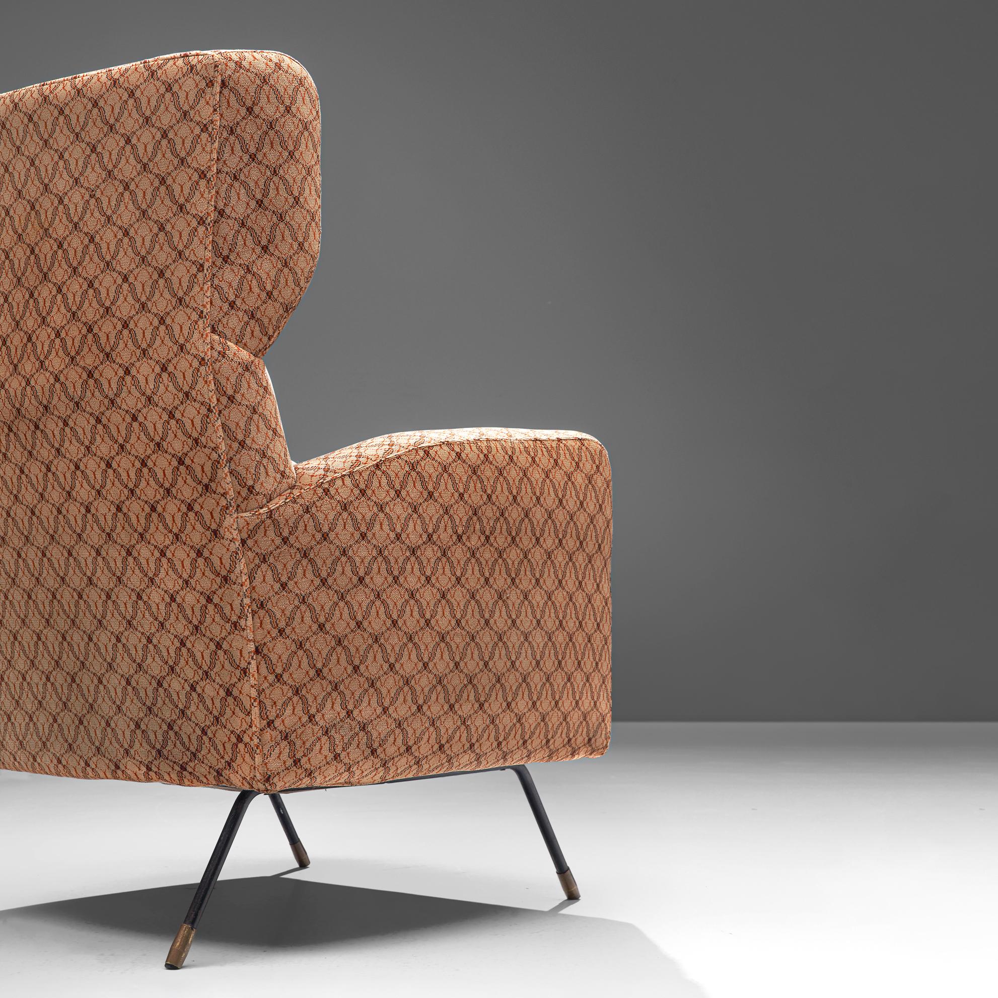 Arflex Lounge Chair mit gemustertem Stoffbezug (Metall) im Angebot