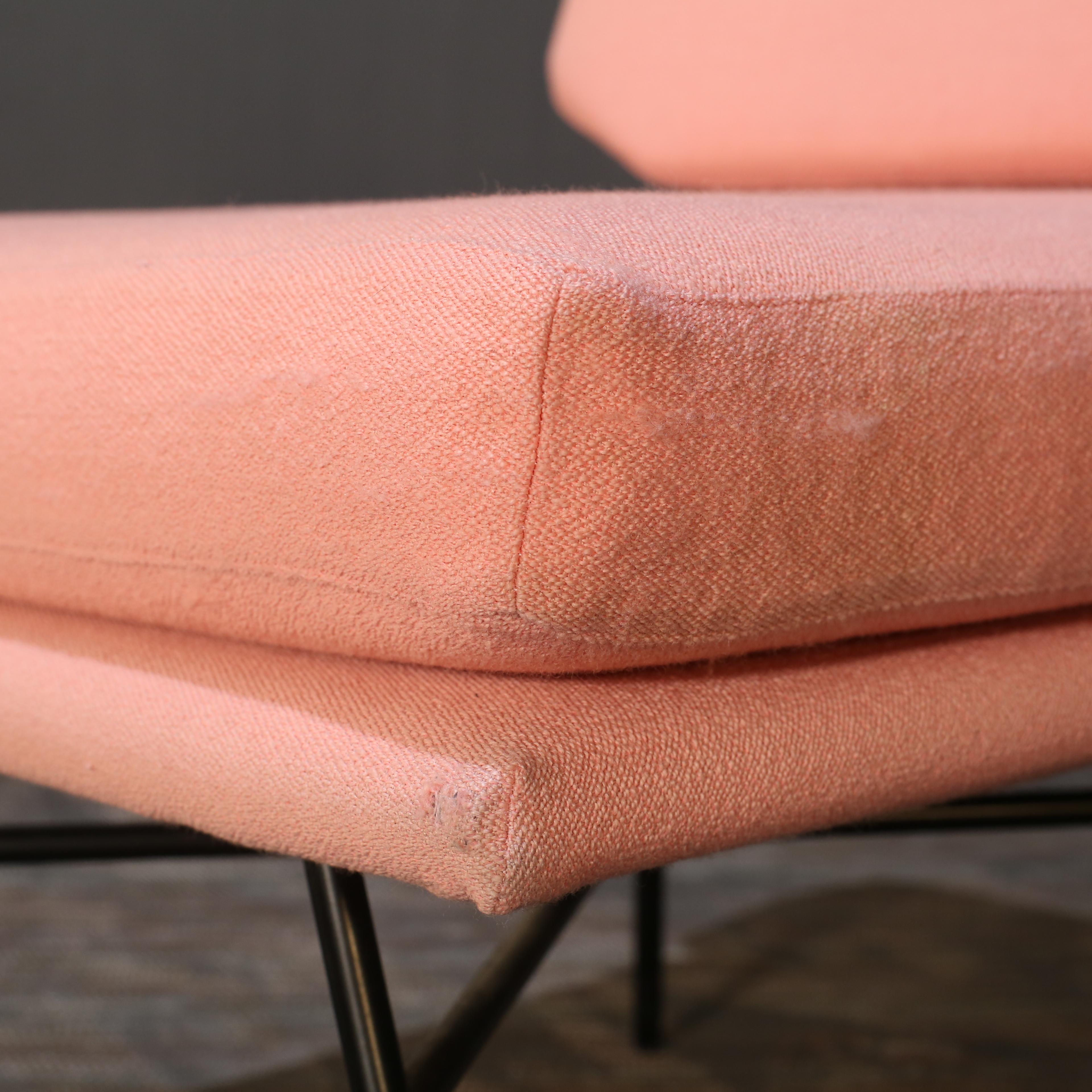 Italiano Arflex Pink Elettra Lounge Chair di B.B.P.R. P. Studio A in vendita
