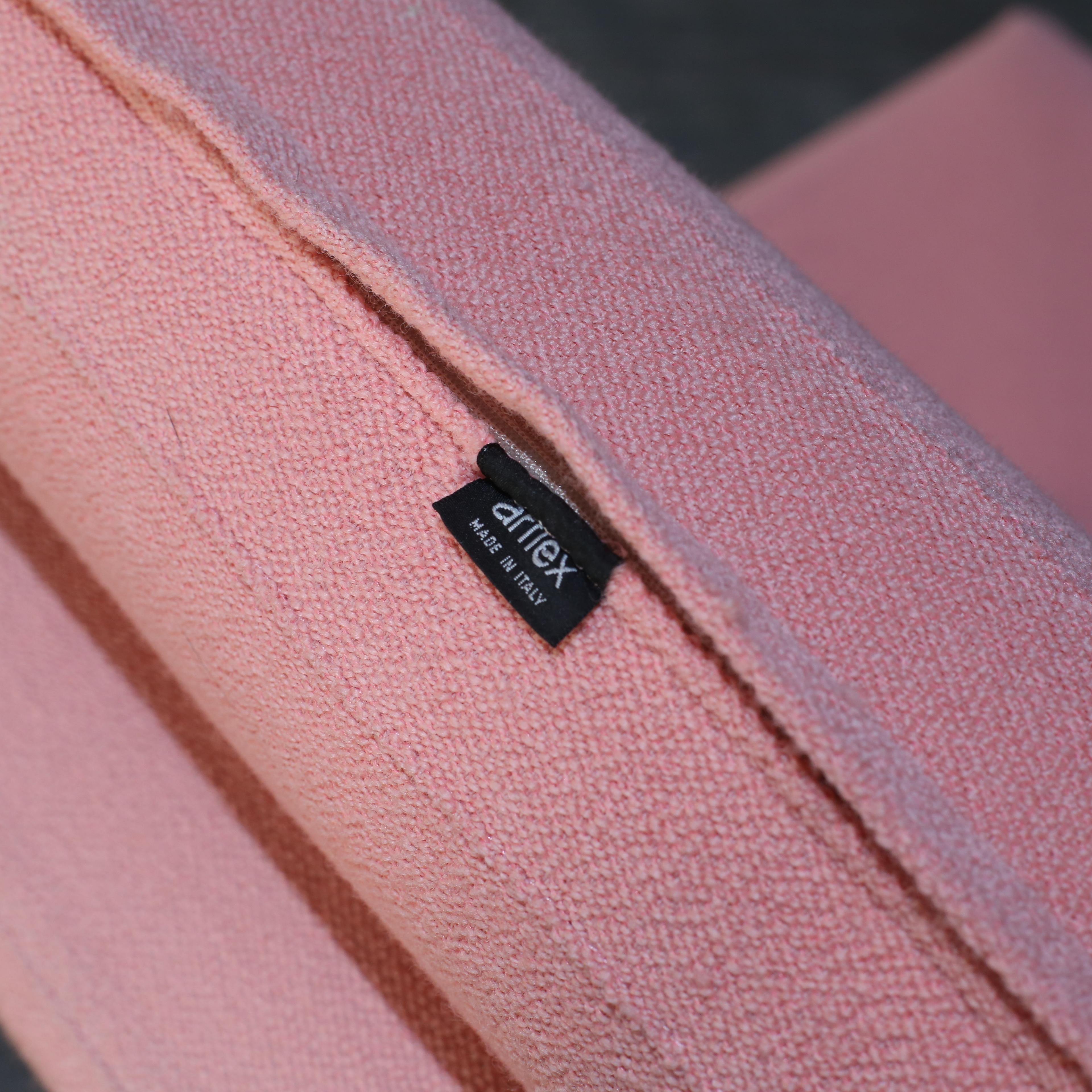 Tessuto Arflex Pink Elettra Lounge Chair di B.B.P.R. P. Studio A in vendita