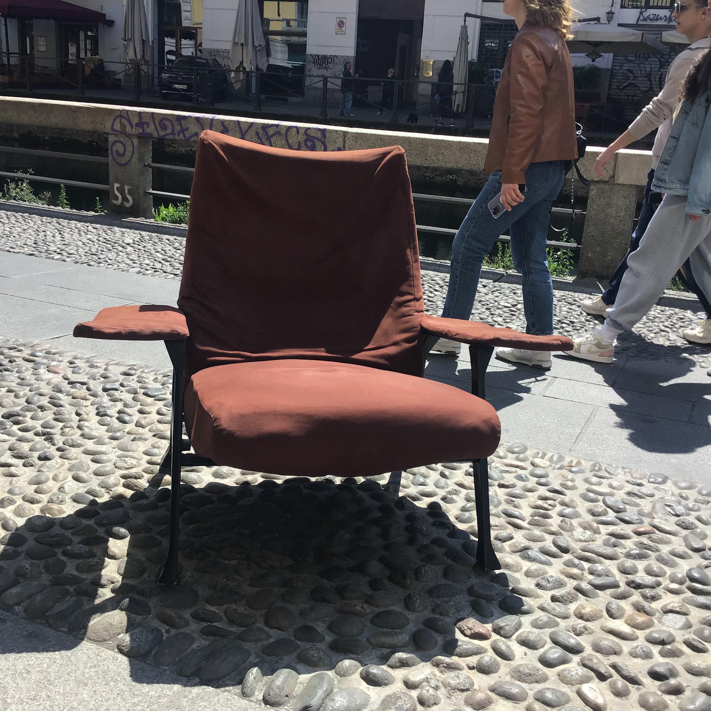 Arflex  Fauteuil rembourré en tissu de fer Roberto Menghi, Italie, 1950  en vente 6