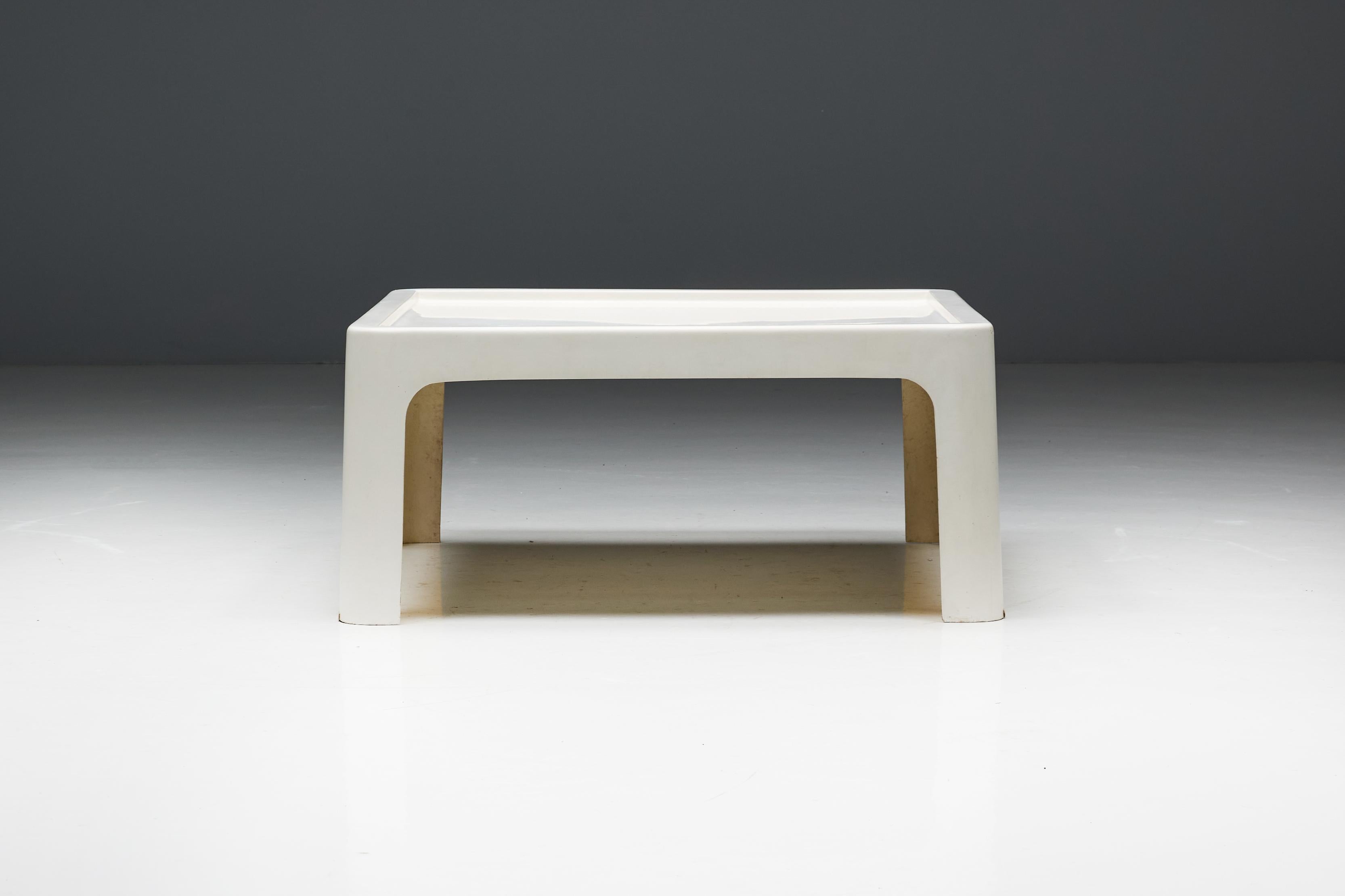 Arflex 'Solar' Lounge Set in Fiberglass by Carlo Bartali, Italy, 1960s For Sale 5