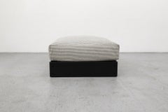 1970 Rolf Heide for ICF Ottoman with Striped Cushion and Black Base (pouf avec coussin rayé et base noire)