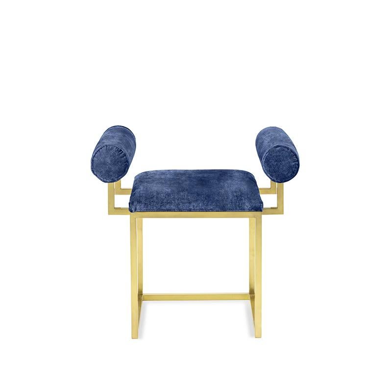 Argent Argent: Hocker „Awaiting H“ von Secondome Edizioni
Designer: Coralla Maiuri + Giorgia Zanellato.
Abmessungen: T 40 x B 65 x H 60 cm.
MATERIALIEN: Messing und Samt.

Collection'S / Produktion: Secondome. Dieses Stück kann individuell gestaltet