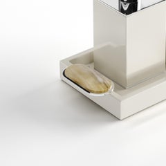 Argentella Bath Set in Ivory Lacquer and Corno Italiano, Mod. 2436-2439-2442