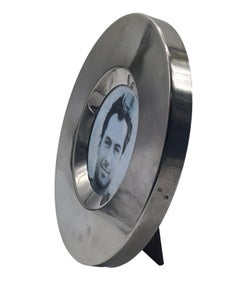 Argenteria Fornari Roma Cadre rond en métal argenté, Italie 1970