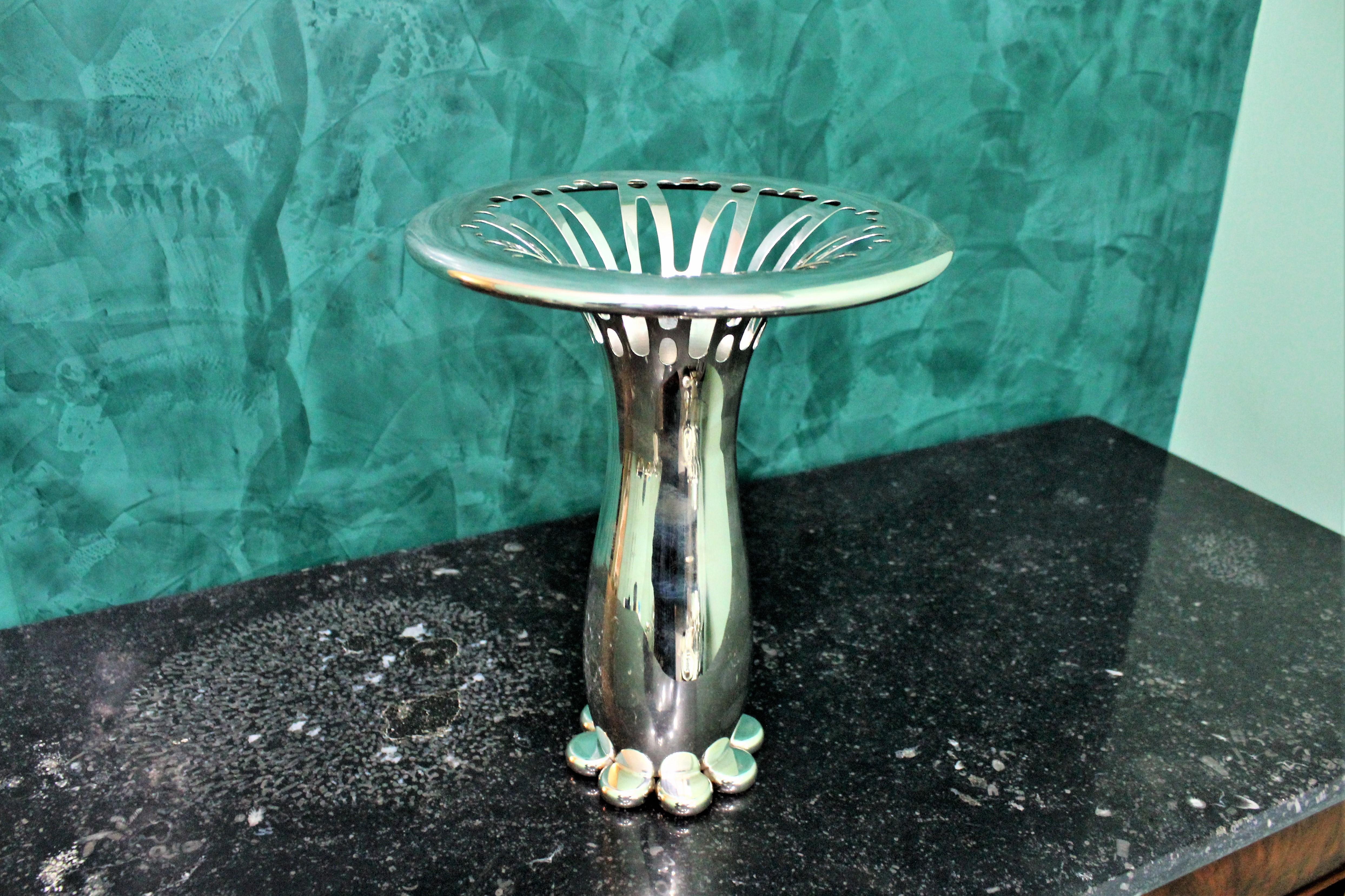 Modern Argenteria Pampaloni 20th Century Italian Sterling Silver Designer Vase, 1980s
