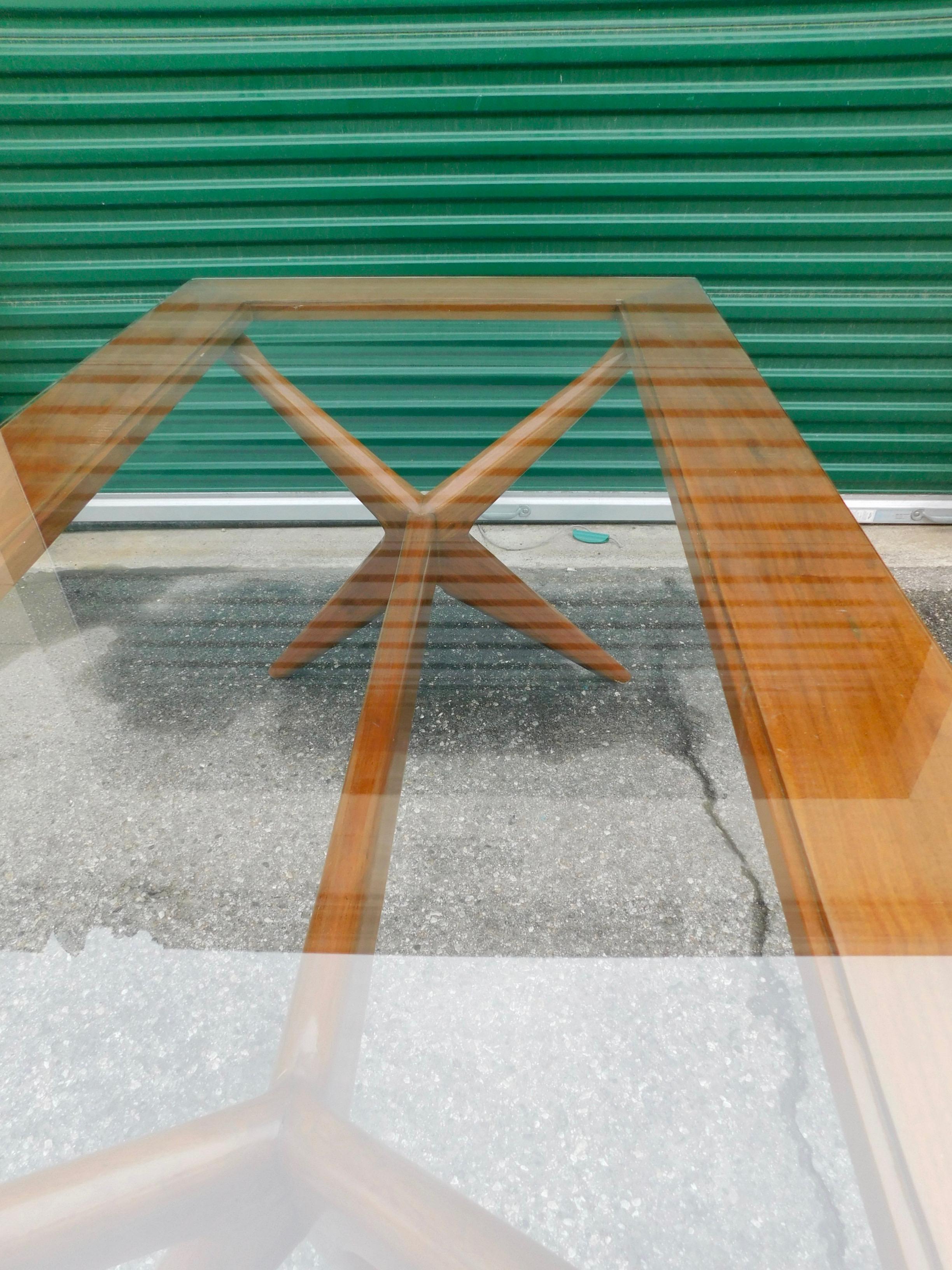 Argentine Dining Table in Petiribi, circa 1960 In Good Condition In Richmond, VA