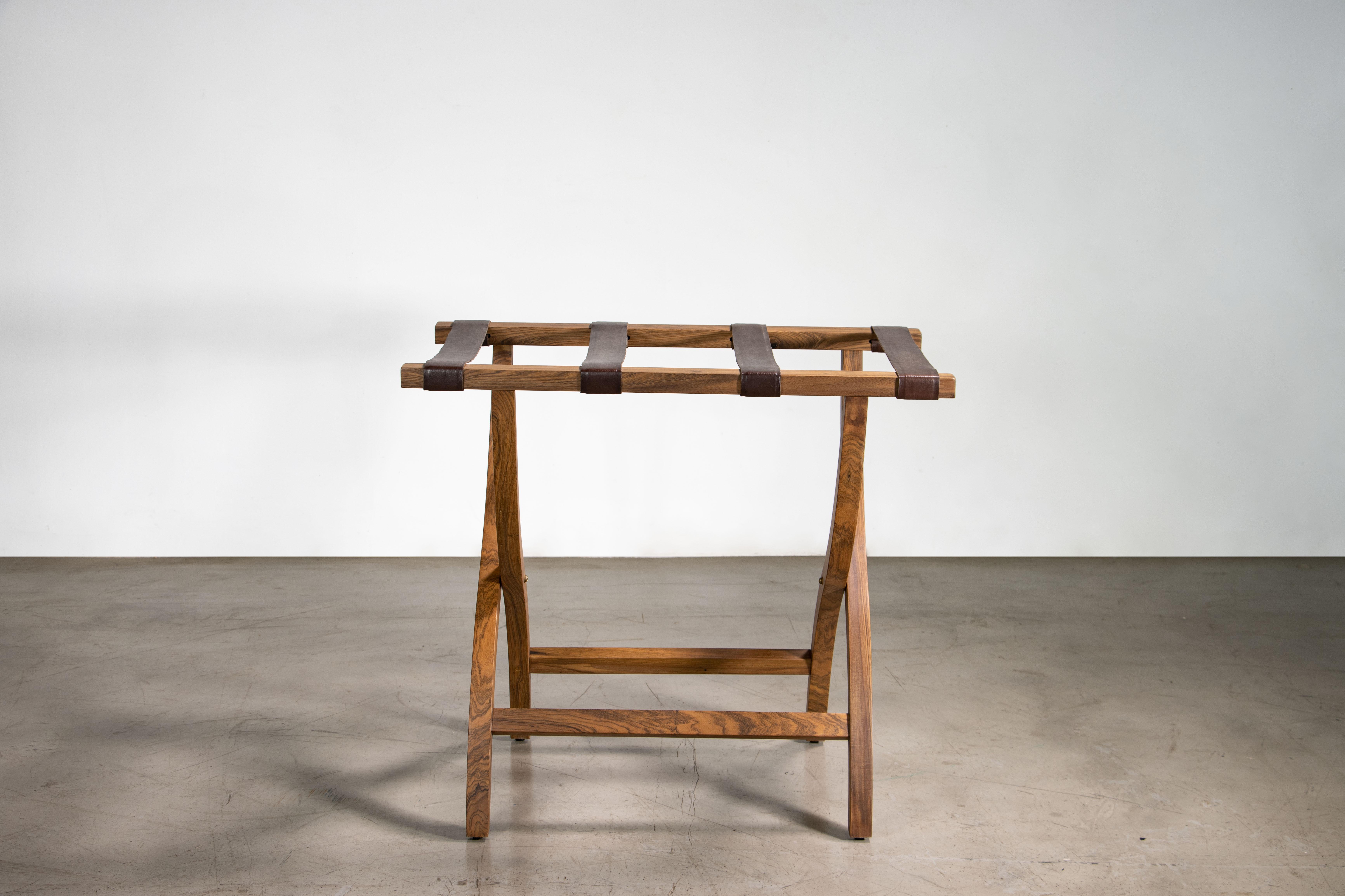 Argentin Porte-bagages en bois de rose argentin en cuir fendu par Costantini, Valerio en vente