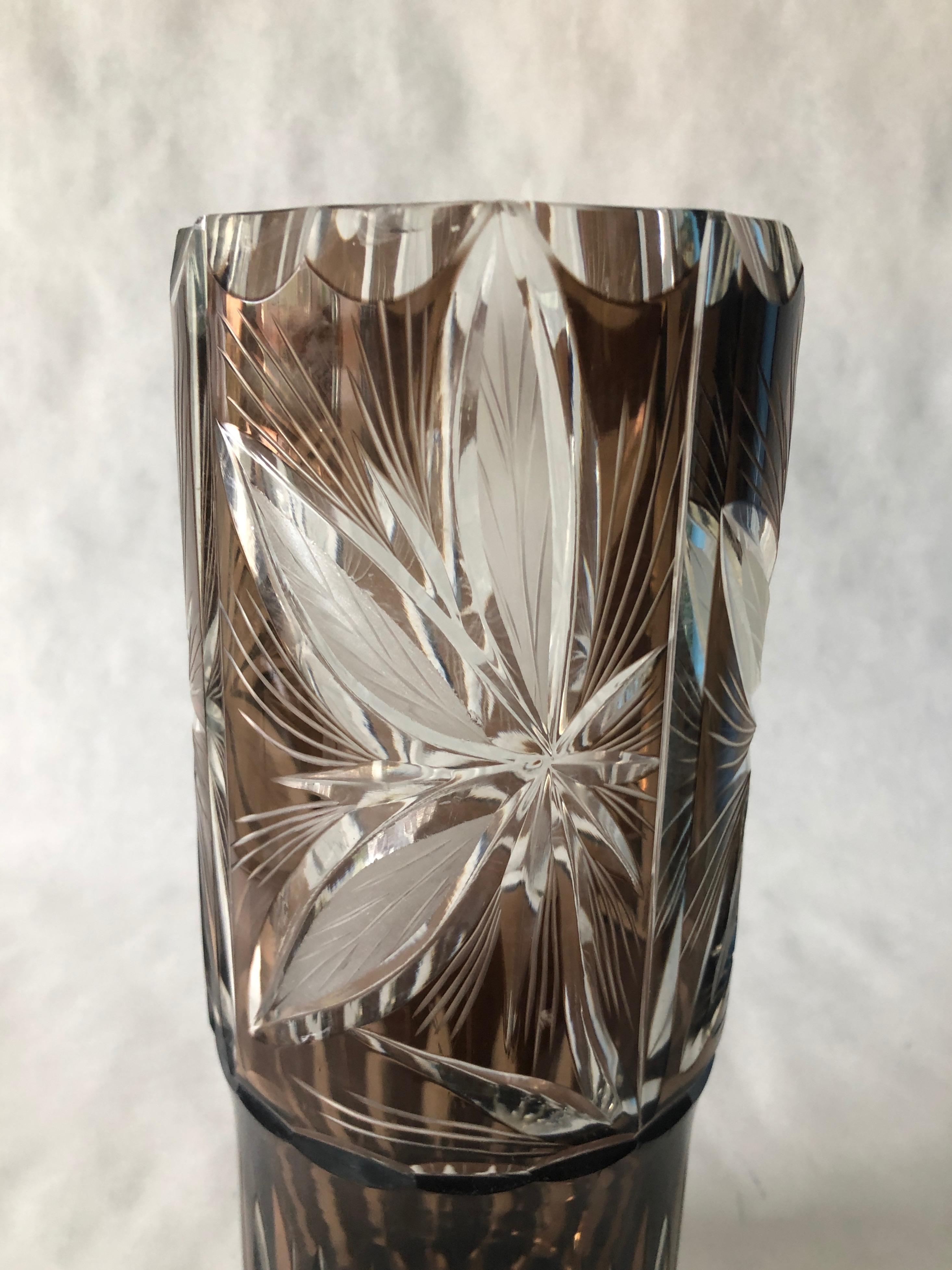 Argentinean Cut Crystal Lily Floral Design Amber Brown & Clear Glass Flower Vase For Sale 5