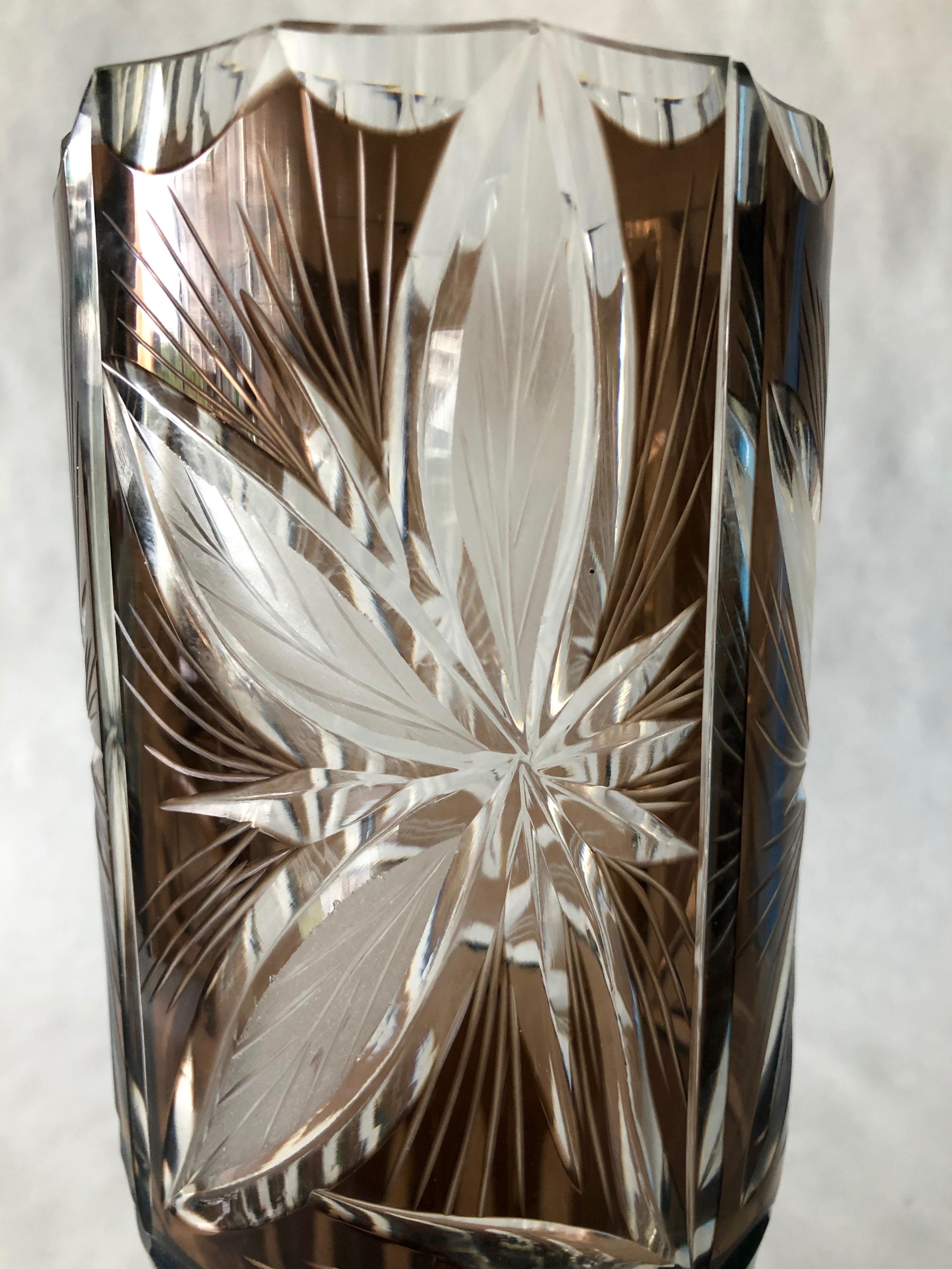 Argentinean Cut Crystal Lily Floral Design Amber Brown & Clear Glass Flower Vase For Sale 11