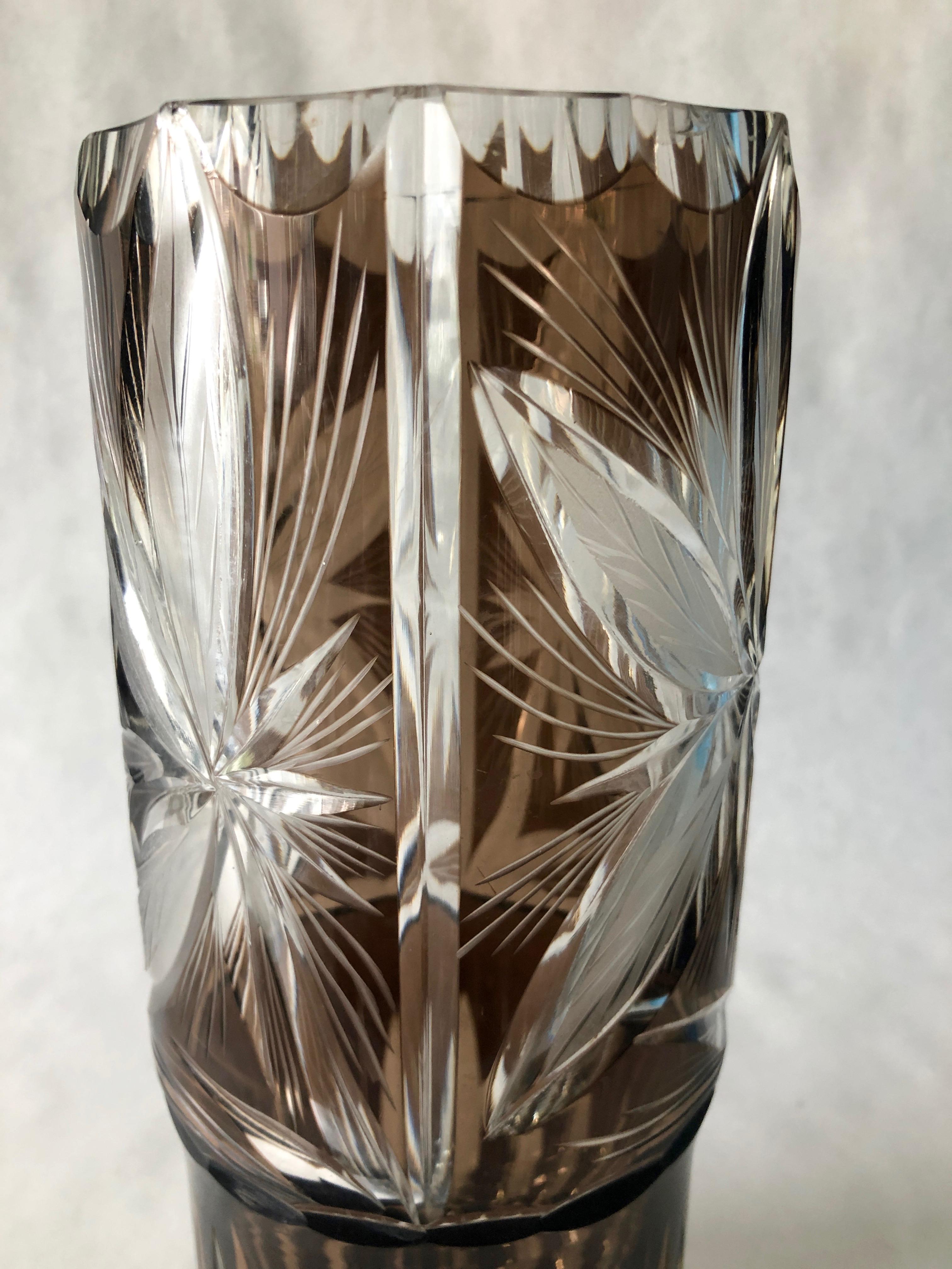 Argentinean Cut Crystal Lily Floral Design Amber Brown & Clear Glass Flower Vase For Sale 1