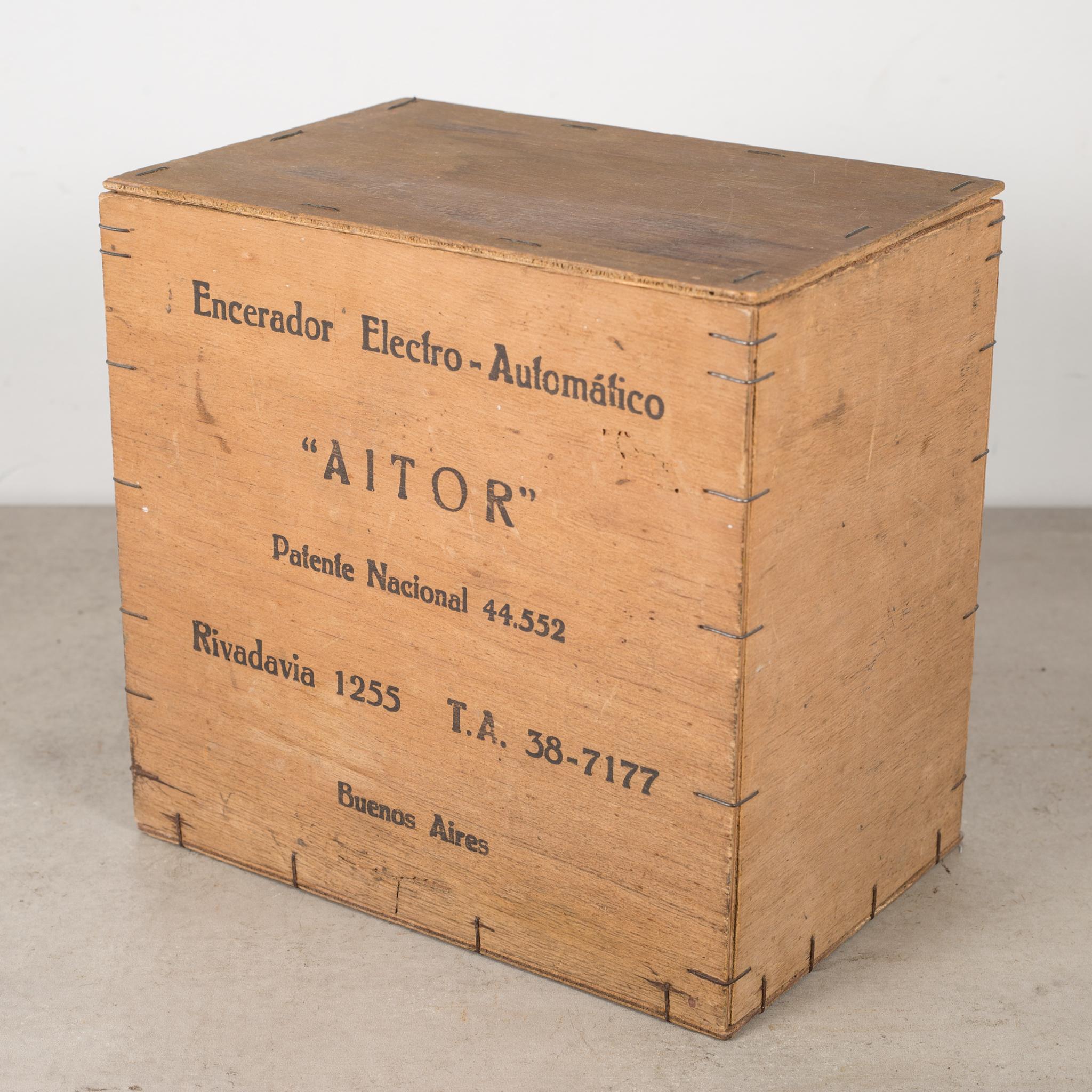 Argentinian Wax Steamer and Original Box, circa 1950 In Good Condition In San Francisco, CA