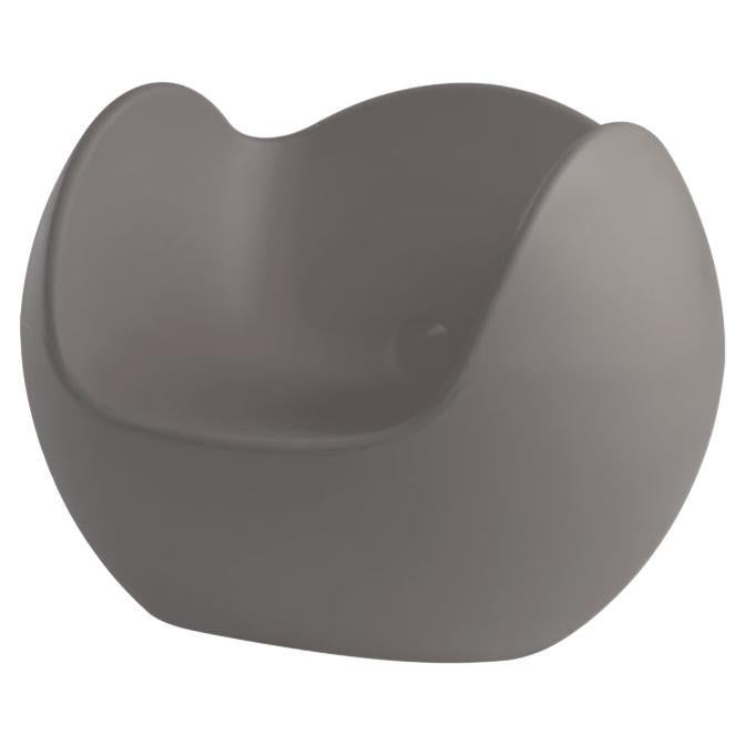 Fauteuil à bascule gris argil de Karim Rashid en vente