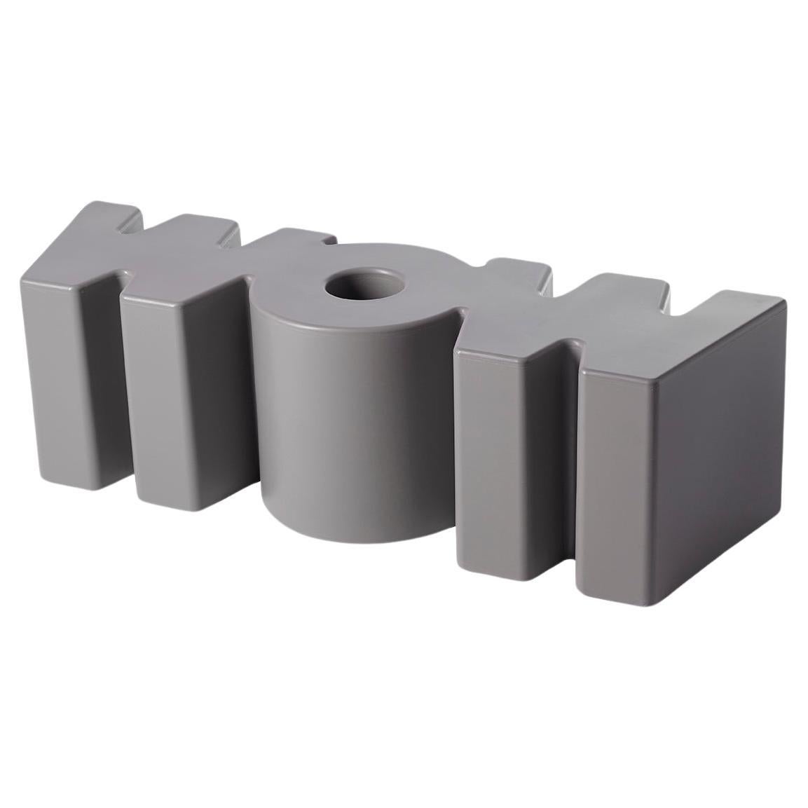 Banc Wow gris argil de Kazuko Okamoto