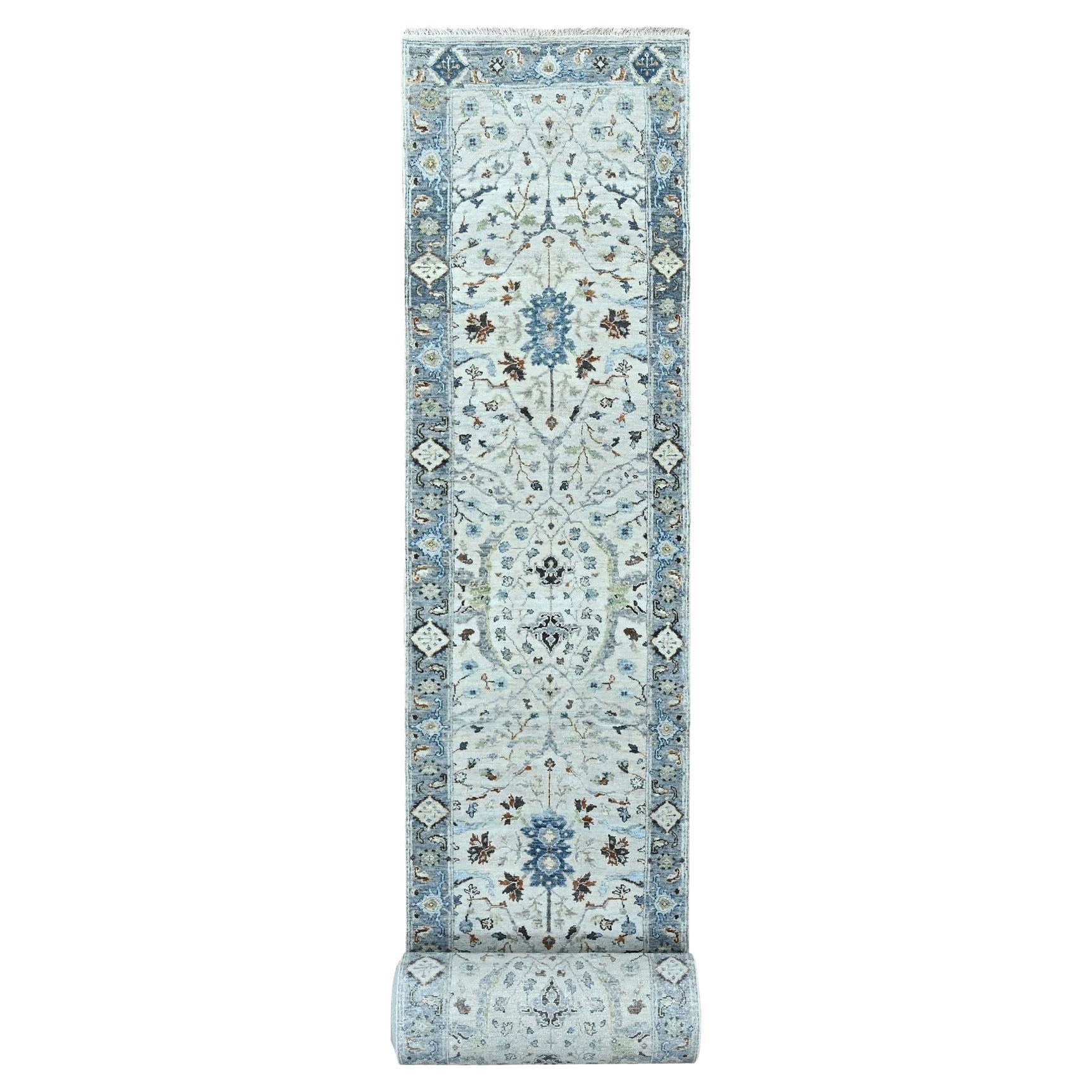 Argos Grauer handgeknüpfter Oushak-Läufer aus Wolle mit Blumenmuster XL 2'6" x 30'4"